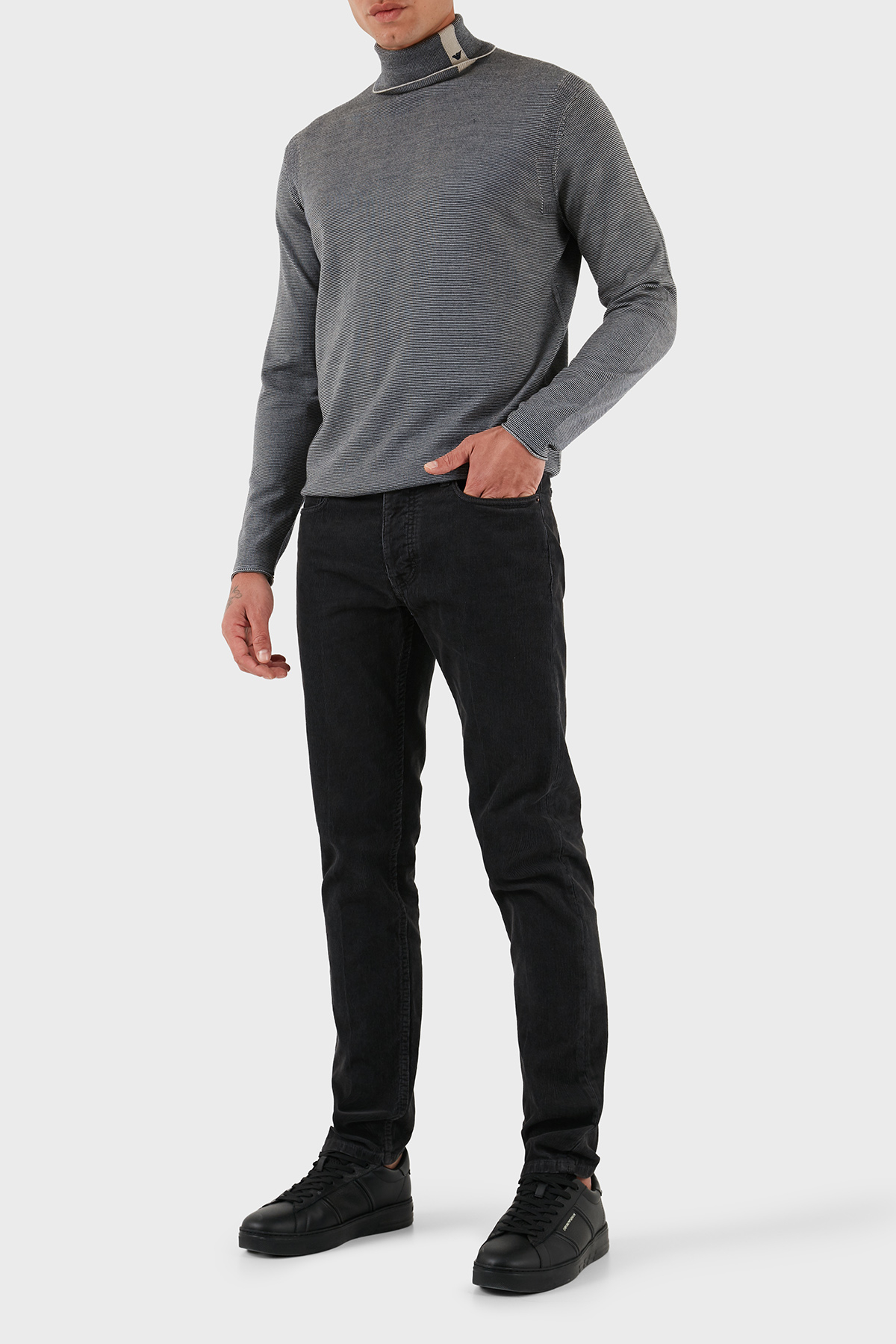 Emporio Armani Pamuklu Slim Fit Normal Bel Düz Paça Kadife Erkek Pantolon EM000668 AF19527 U8131 LACİVERT