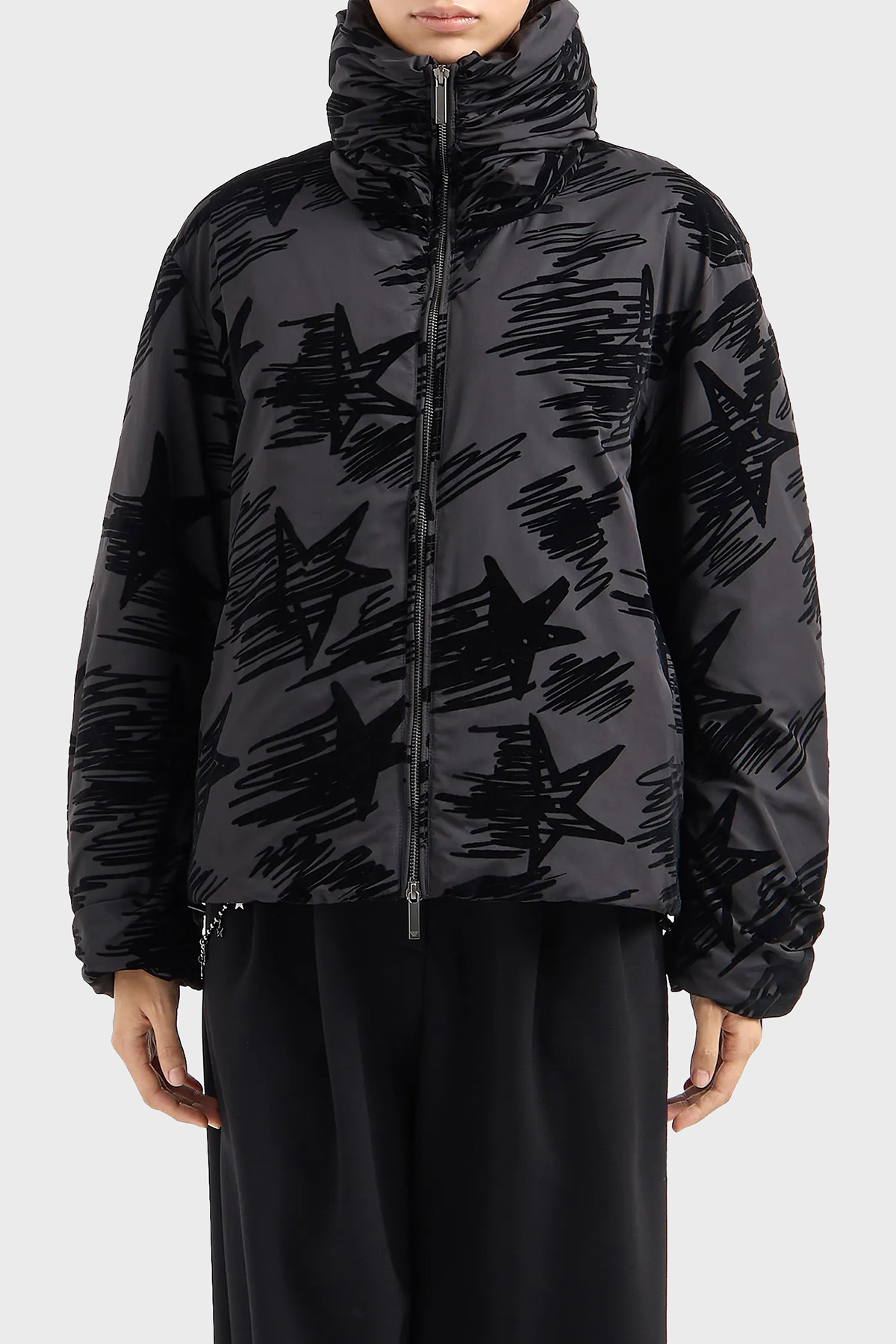Emporio Armani Regular Fit Baskılı Dik Yaka Şişme Kadın Mont 6D2B87 2NFQZ 0999 SİYAH
