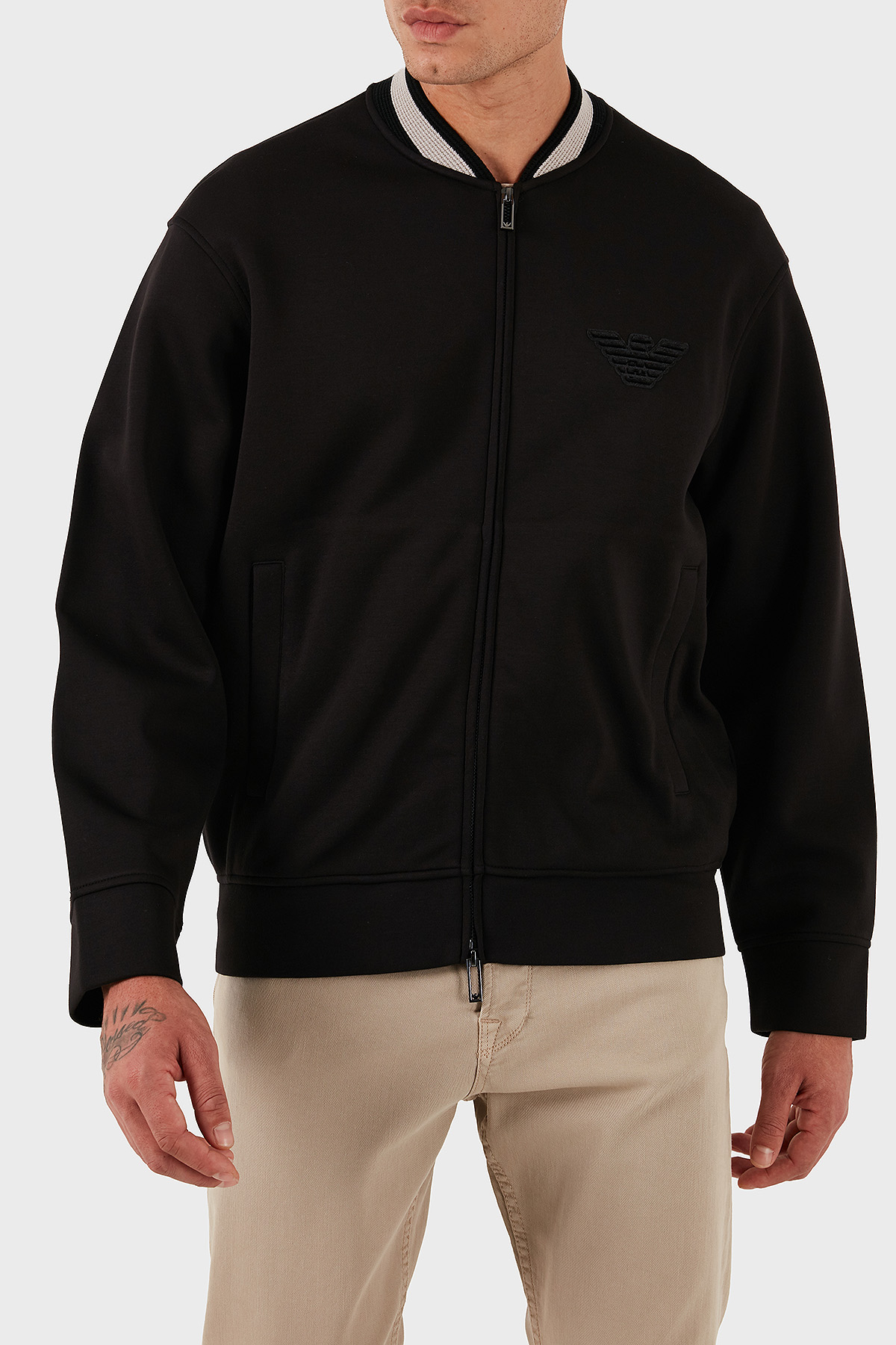 Emporio Armani Regular Fit Kolej Yaka Fermuarlı Logolu Erkek Sweat EM002877 AF17545 UC001 SİYAH