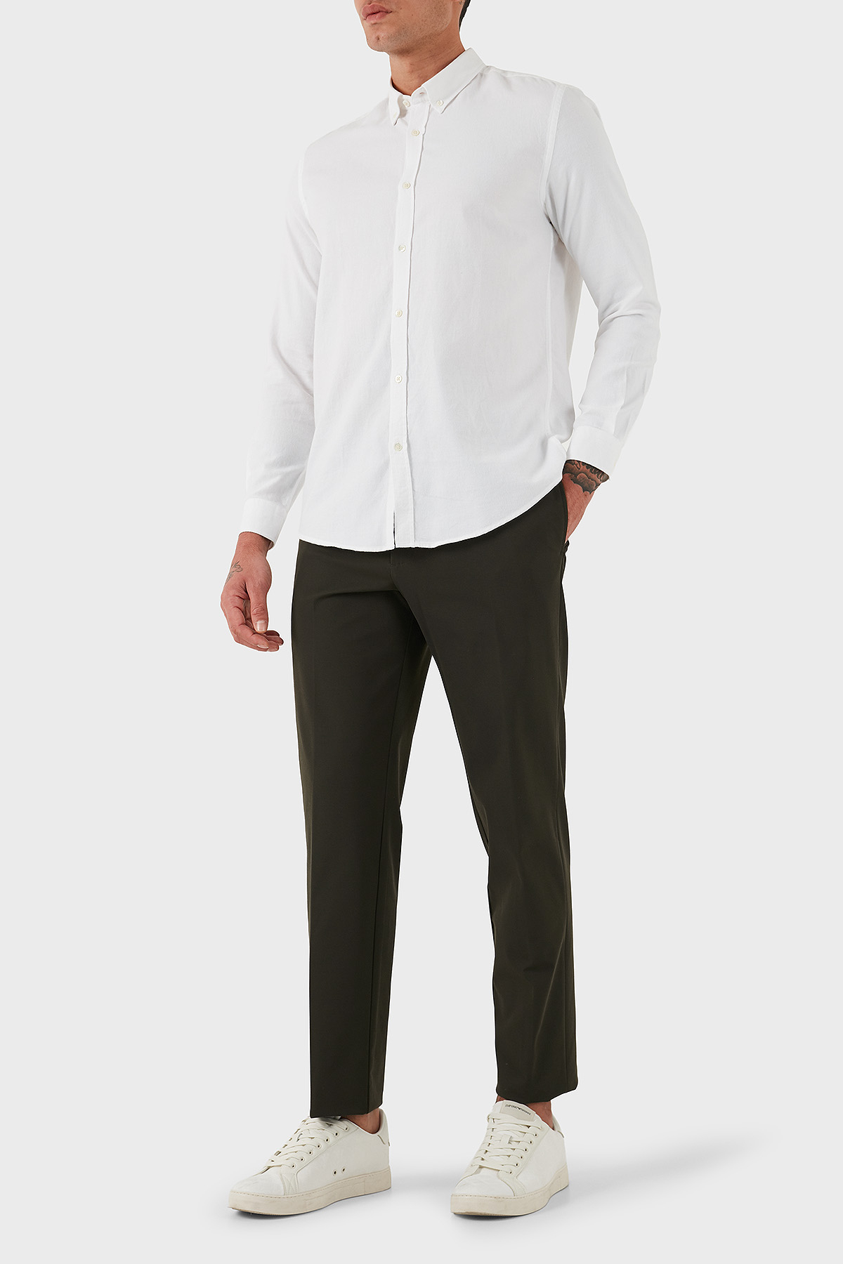 Emporio Armani Regular Fit Normal Bel Düz Paça Klasik Erkek Pantolon EM001505 AF18502 U8120 HAKİ