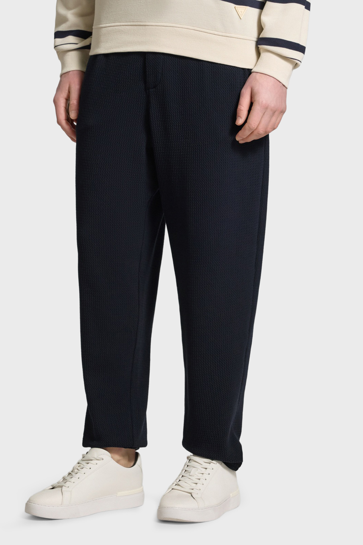 Emporio Armani Regular Fit Normal Bel Kabartmalı Jarse Erkek Pantolon EM005044 AF23623 UB118 LACİVERT