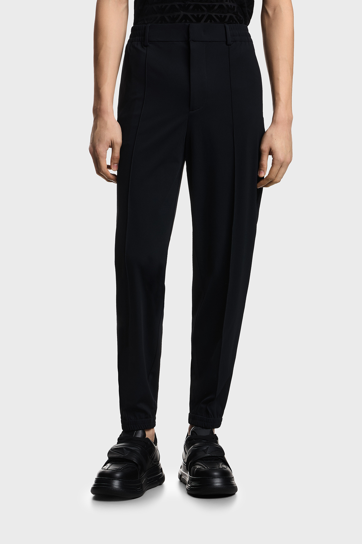 Emporio Armani Regular Fit Normal Bel Lastikli Paça Jogger Erkek Pantolon EM004906 AF23435 UB118 LACİVERT