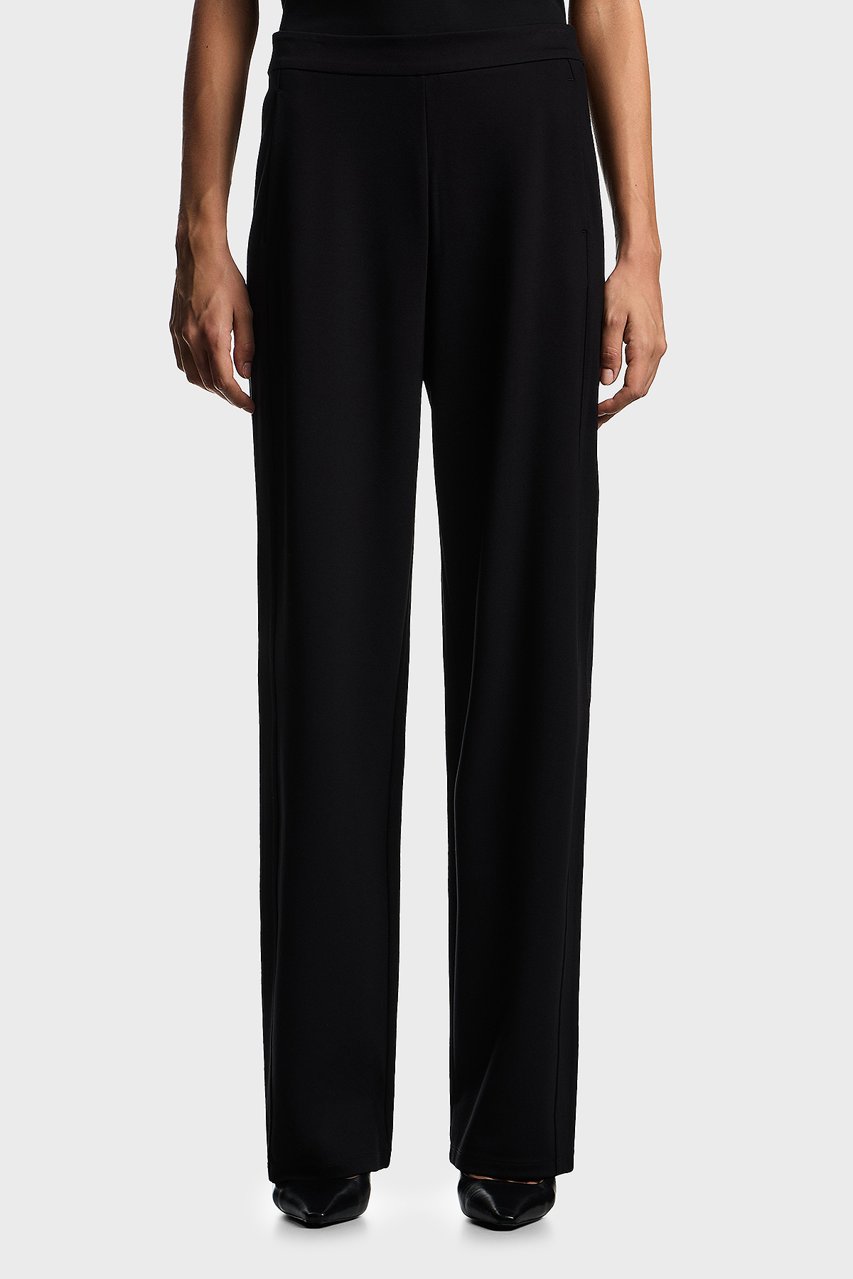 Emporio Armani Relaxed Fit Lastikli Bel Geniş Paça Kadın Pantolon EW002921 AF12911 UC001 SİYAH