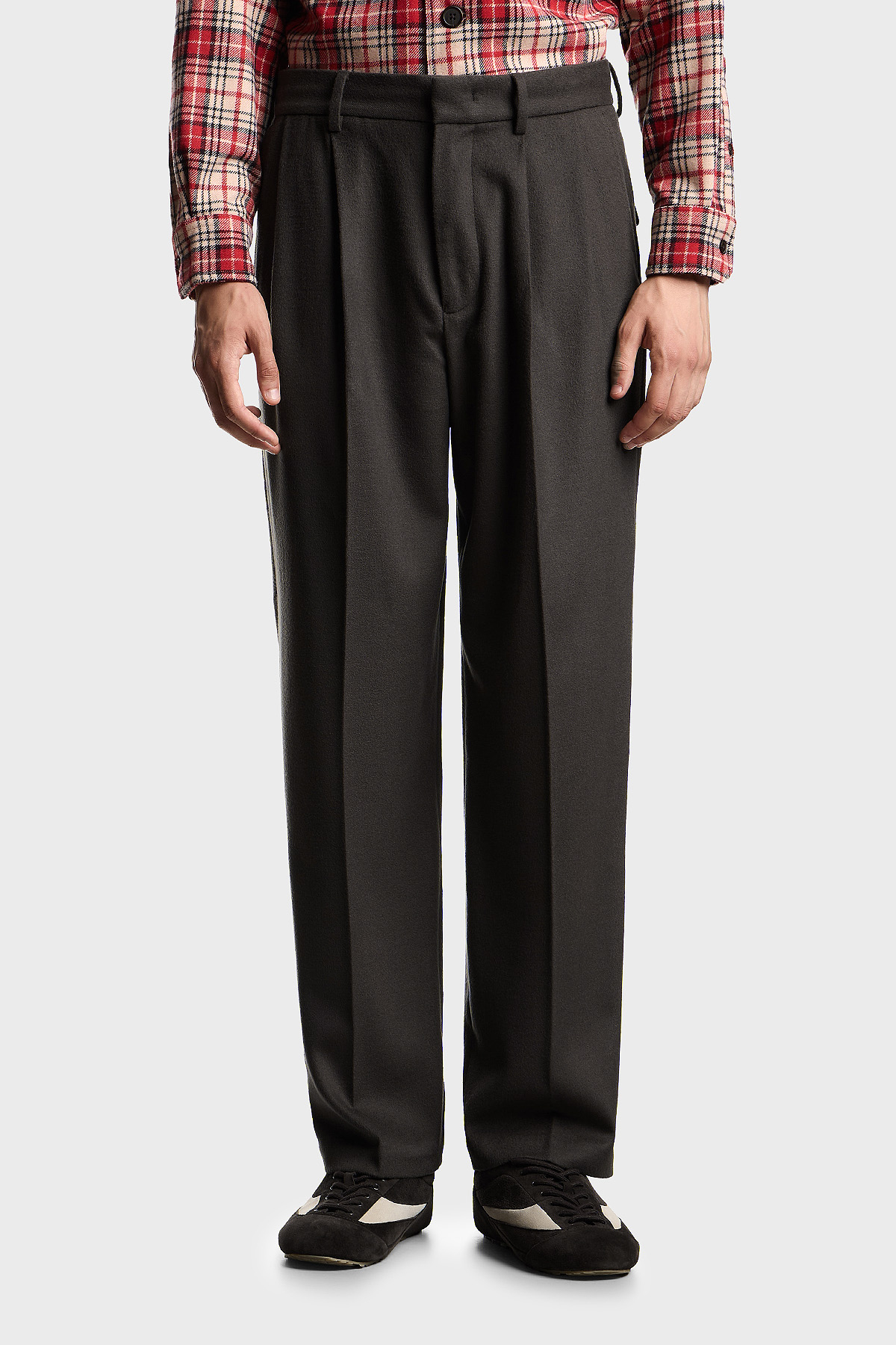Emporio Armani Relaxed Fit Normal Bel Düz Paça Pileli Yün Erkek Pantolon EM003287 AF17835 U8112 ANTRASİT