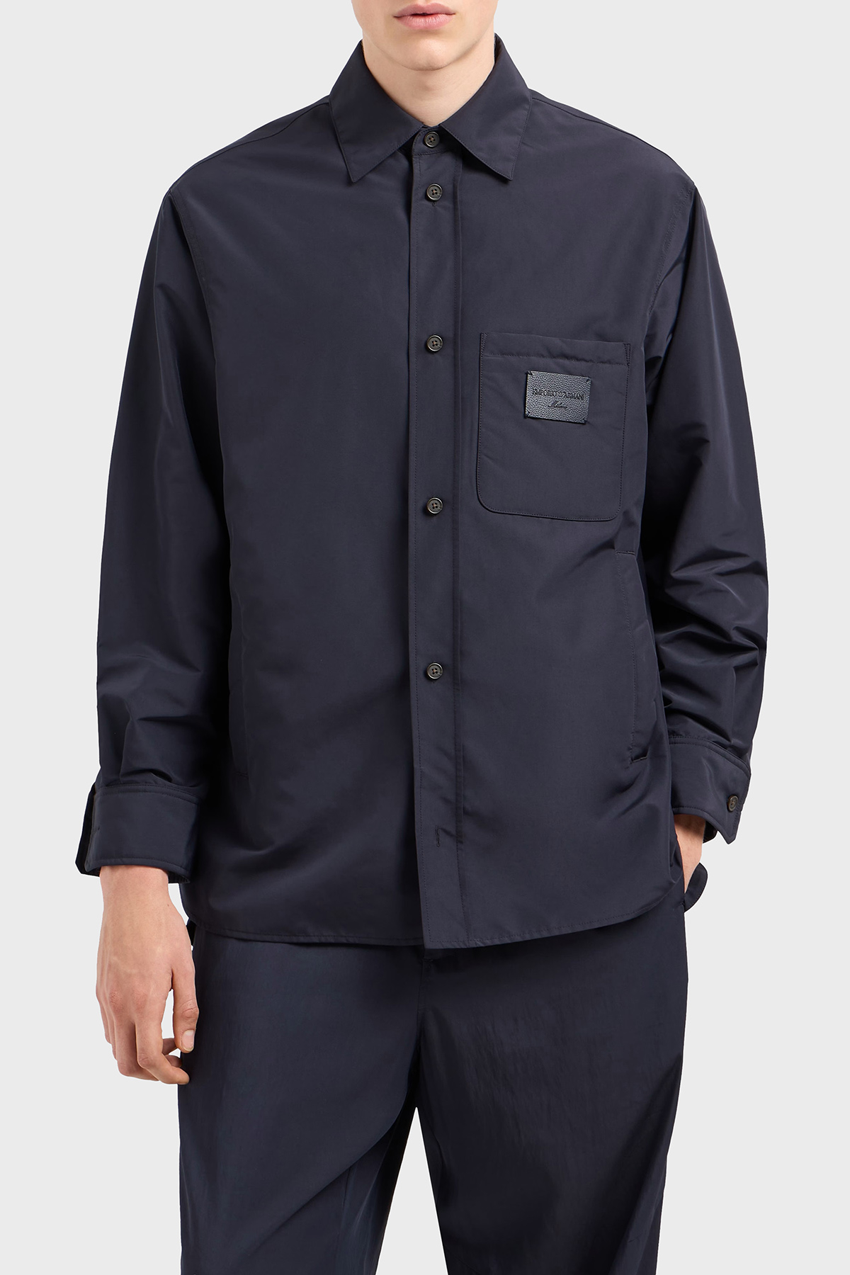 Emporio Armani Relaxed Fit Yama Cepli ve Logo Yamalı Erkek Gömlek Ceket EM001629 AF13770 UB118 LACİVERT
