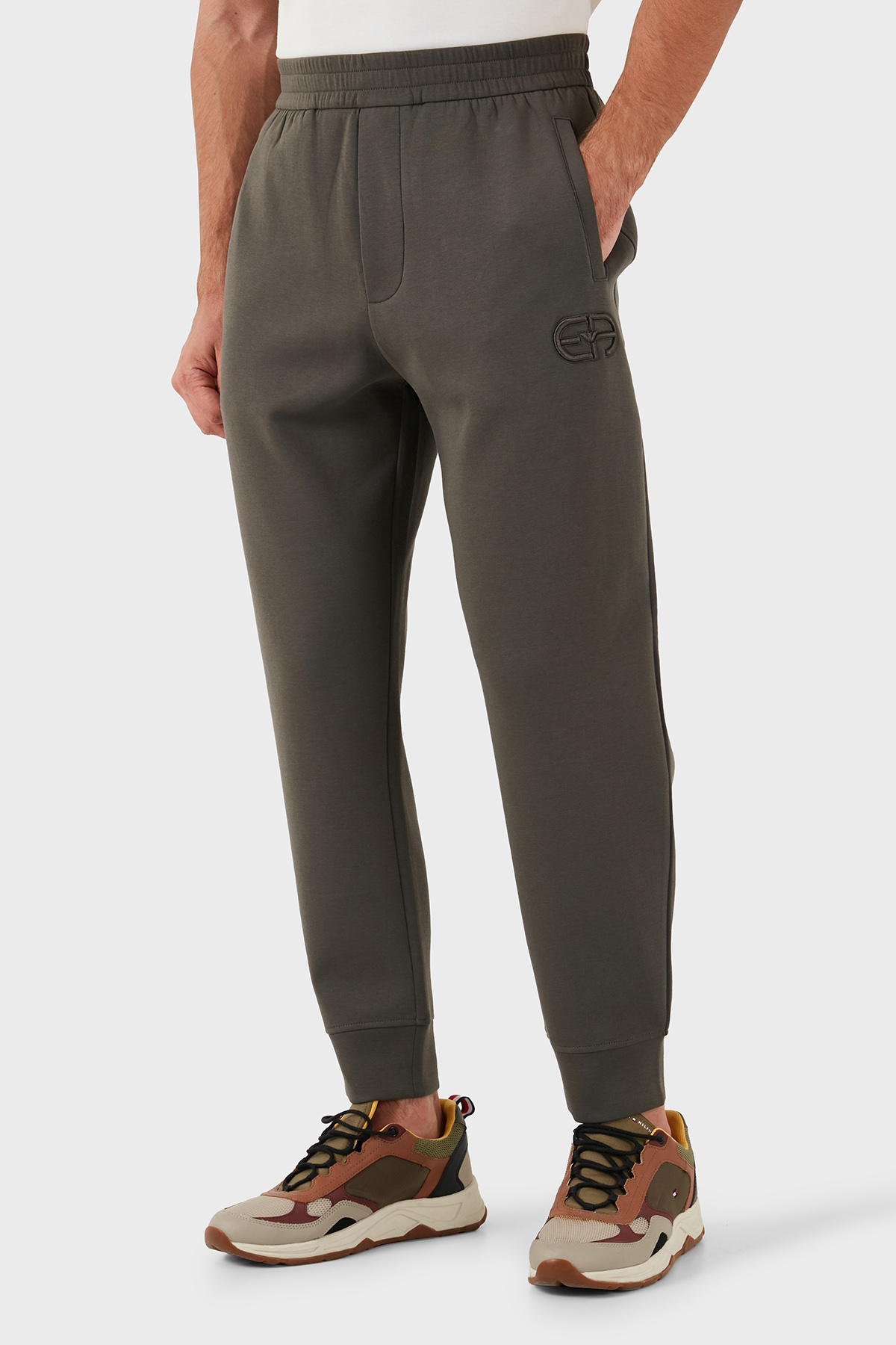 Emporio Armani Slim Fit Pamuklu Logolu Beli Lastikli Cepli Erkek Pantolon 8N1PT0 1JHSZ 06K0 HAKİ