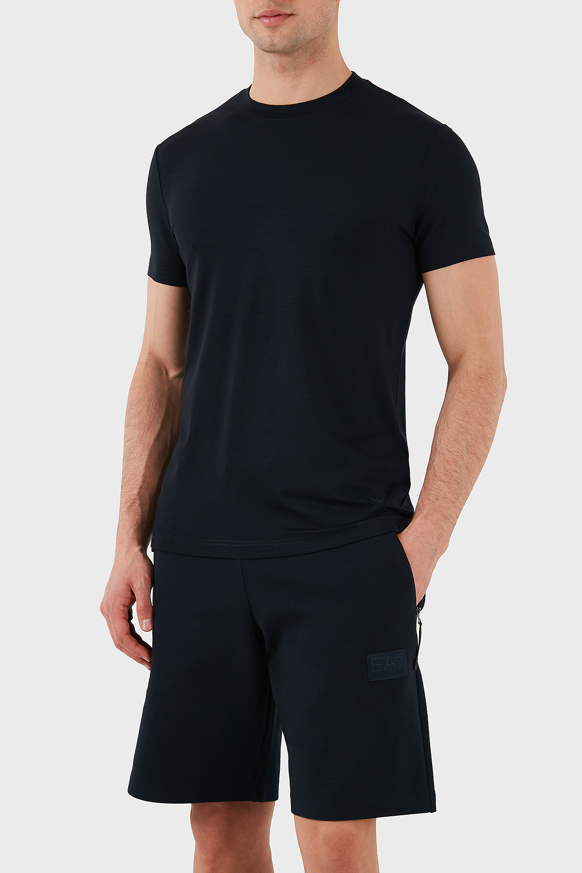 Emporio Armani Streç Pamuklu Slim Fit Bisiklet Yaka Erkek T Shirt 8N1TF0 1JCDZ 0920 LACİVERT