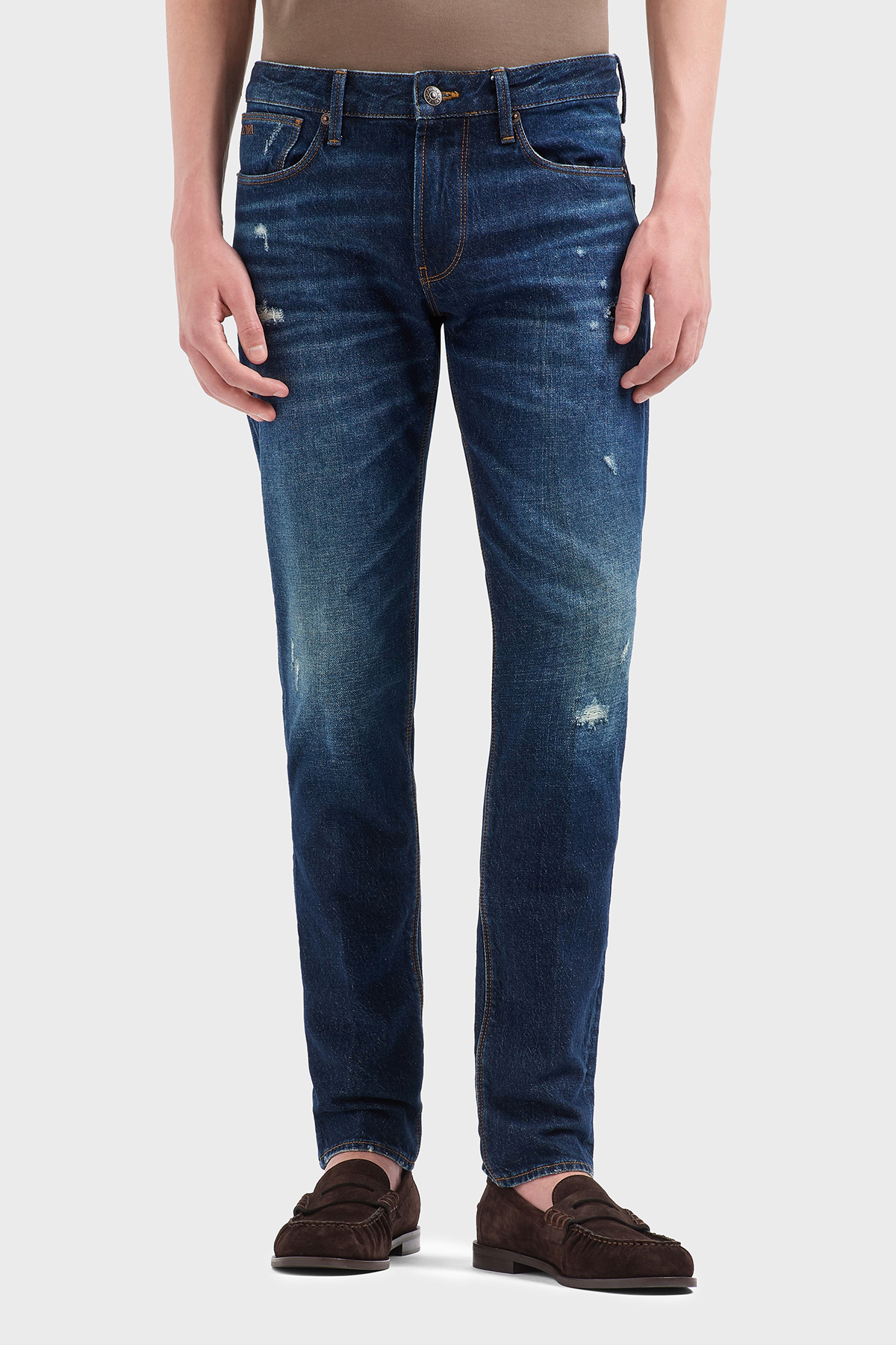 Emporio Armani Streç Pamuklu Slim Fit Düşük Bel Dar Paça Jeans Erkek Kot Pantolon EM000121 AF13281 MB001 LACİVERT