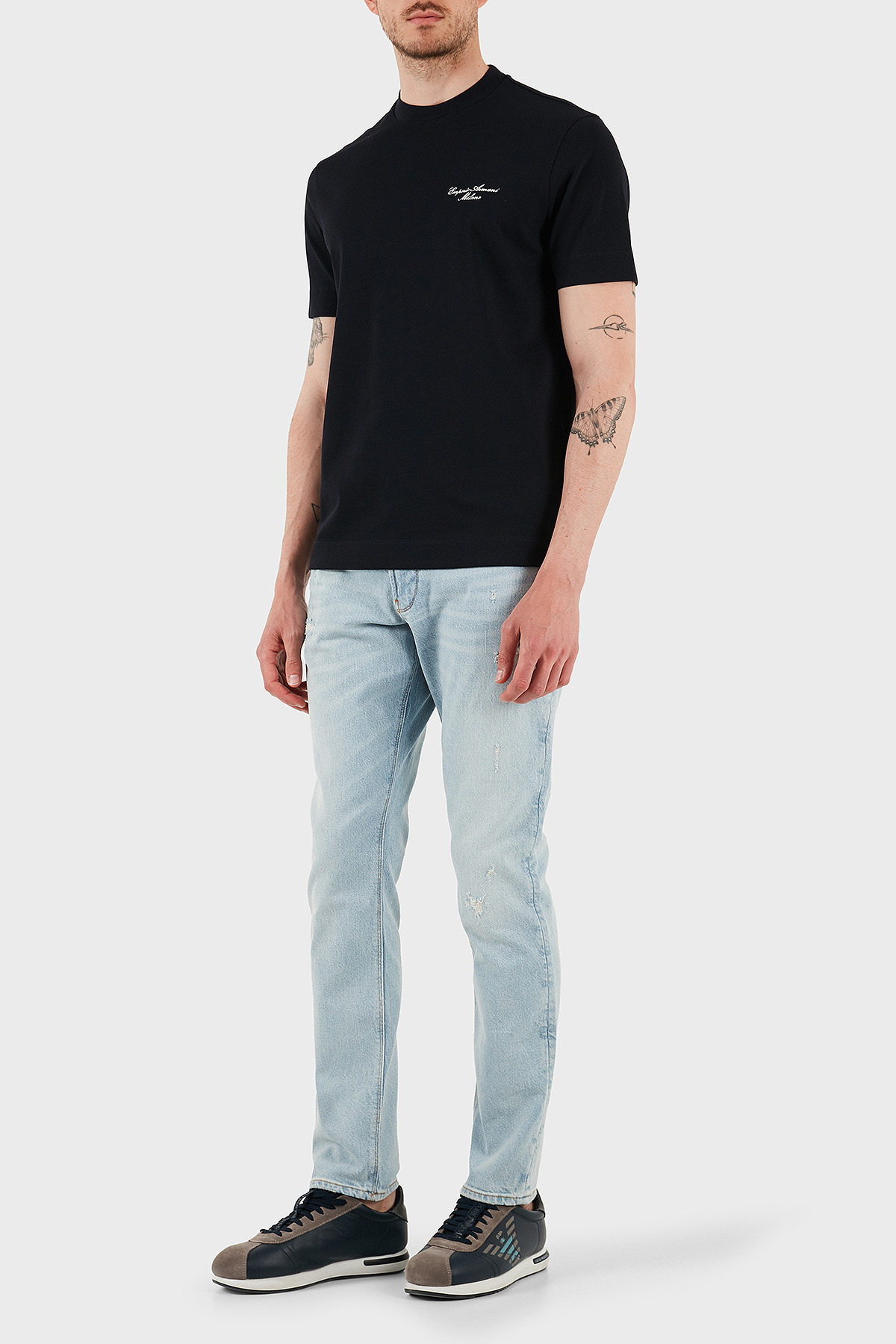 Emporio Armani Streç Pamuklu Slim Fit Düşük Bel Dar Paça Jeans Erkek Kot Pantolon EM000121 AF13281 MB003 AÇIK MAVİ