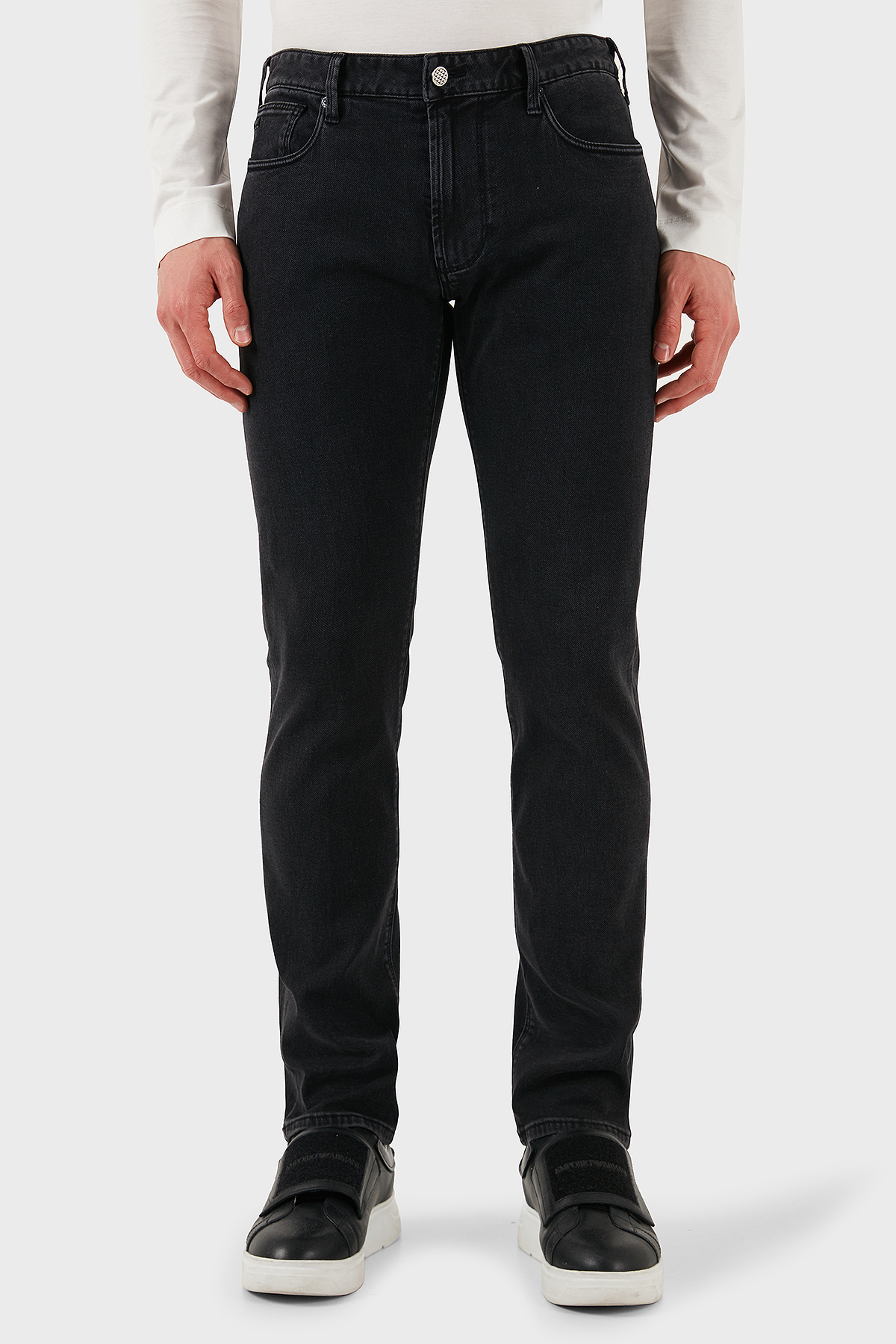 Emporio Armani Streç Pamuklu Slim Fit Düşük Bel Dar Paça Jeans Erkek Kot Pantolon EM000121 AF14867 M8001 GRİ