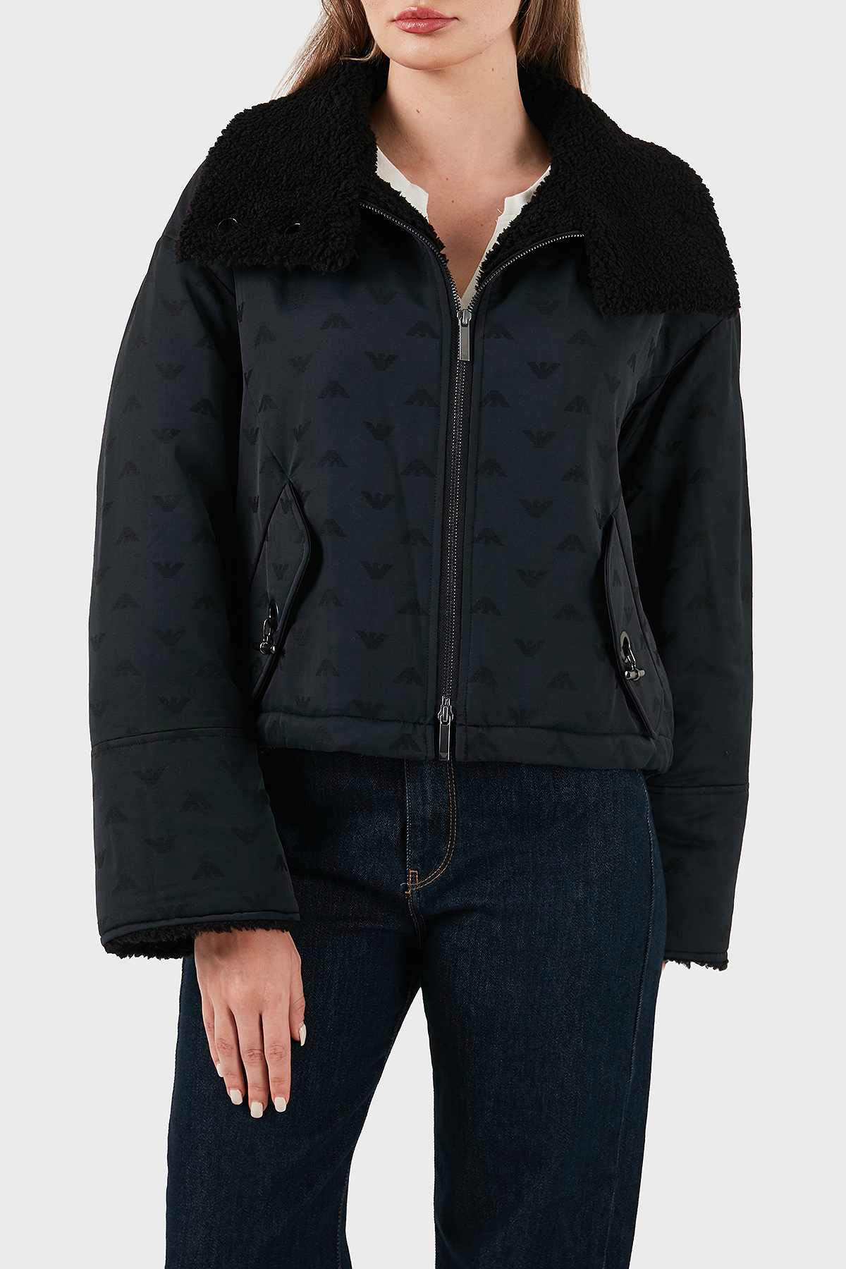 Emporio Armani Tamamı Logolu Yün Karışımlı Klasik Yaka Fermuarlı Kadın Mont EW001392 AF14362 UC001 SİYAH