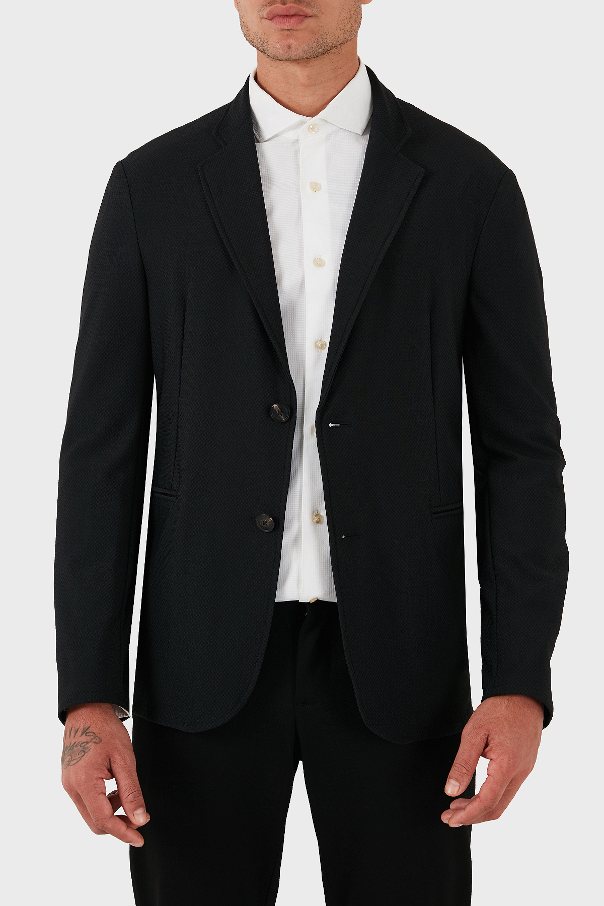 Emporio Armani Yırtmaçlı Slim Fit Mono Yaka Mikro Dokuma Erkek Ceket EM000142 TE11109 UC001 SİYAH