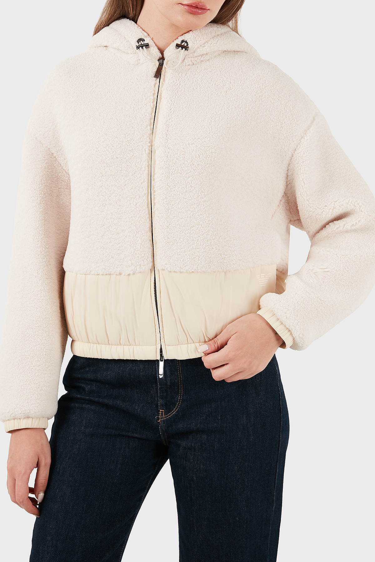Emporio Armani Yumuşak Dokulu Regular Fit Kapüşonlu Kadın Mont EW001371 AF16465 U1144 EKRU