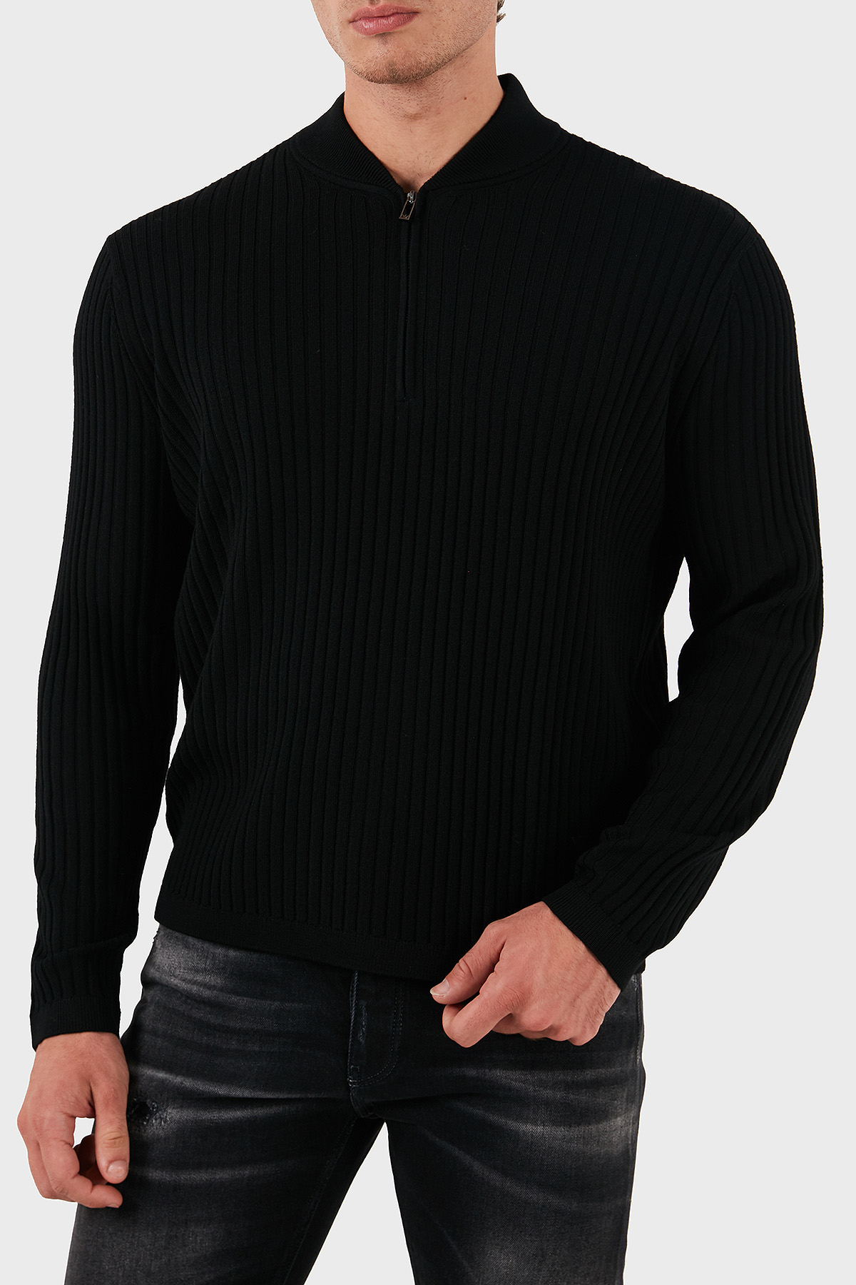 Emporio Armani Yünlü Regular Fit Yarım Fermuarlı Kolej Yaka Erkek Kazak 6D1MXP 1MKDZ 0999 SİYAH