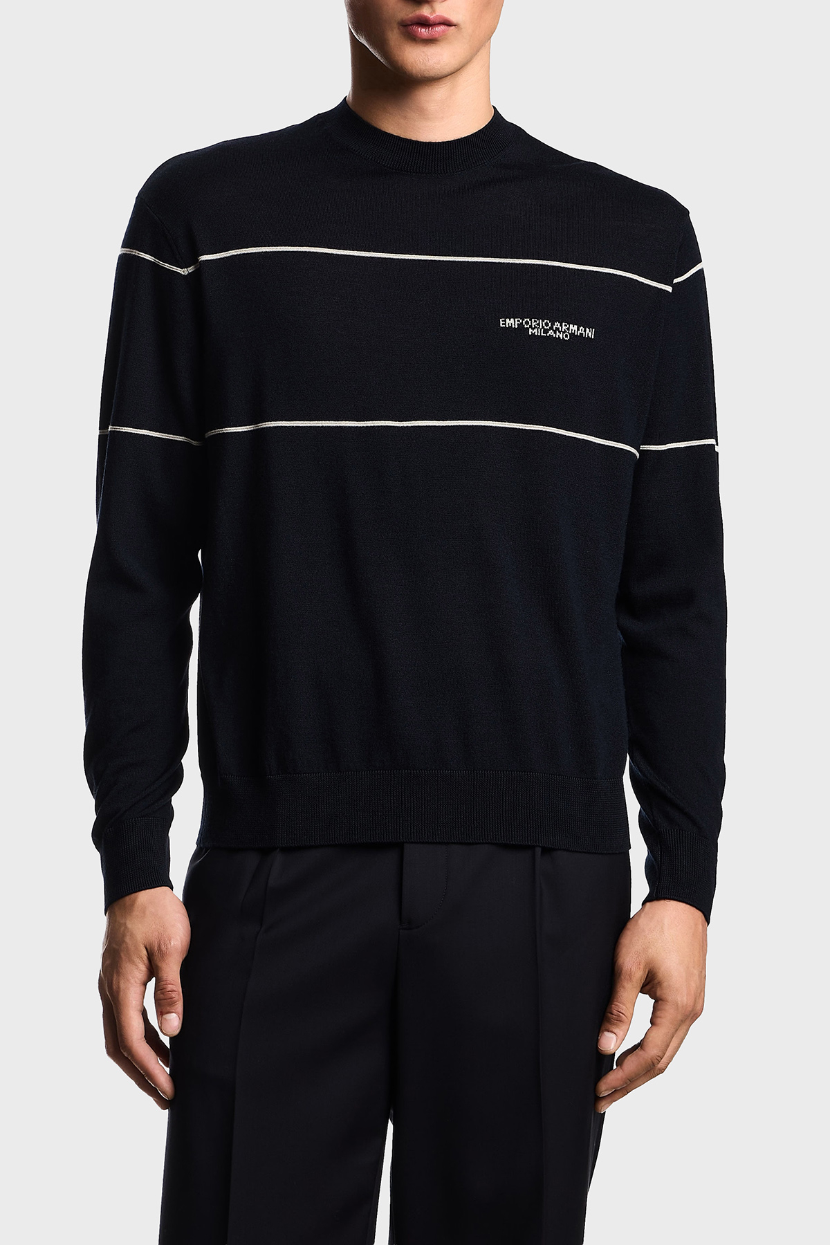 Emporio Armani Yünlü Şerit Detaylı Regular Fit Bisiklet Yaka Erkek Kazak EM002796 AF14199 MB173 LACİVERT