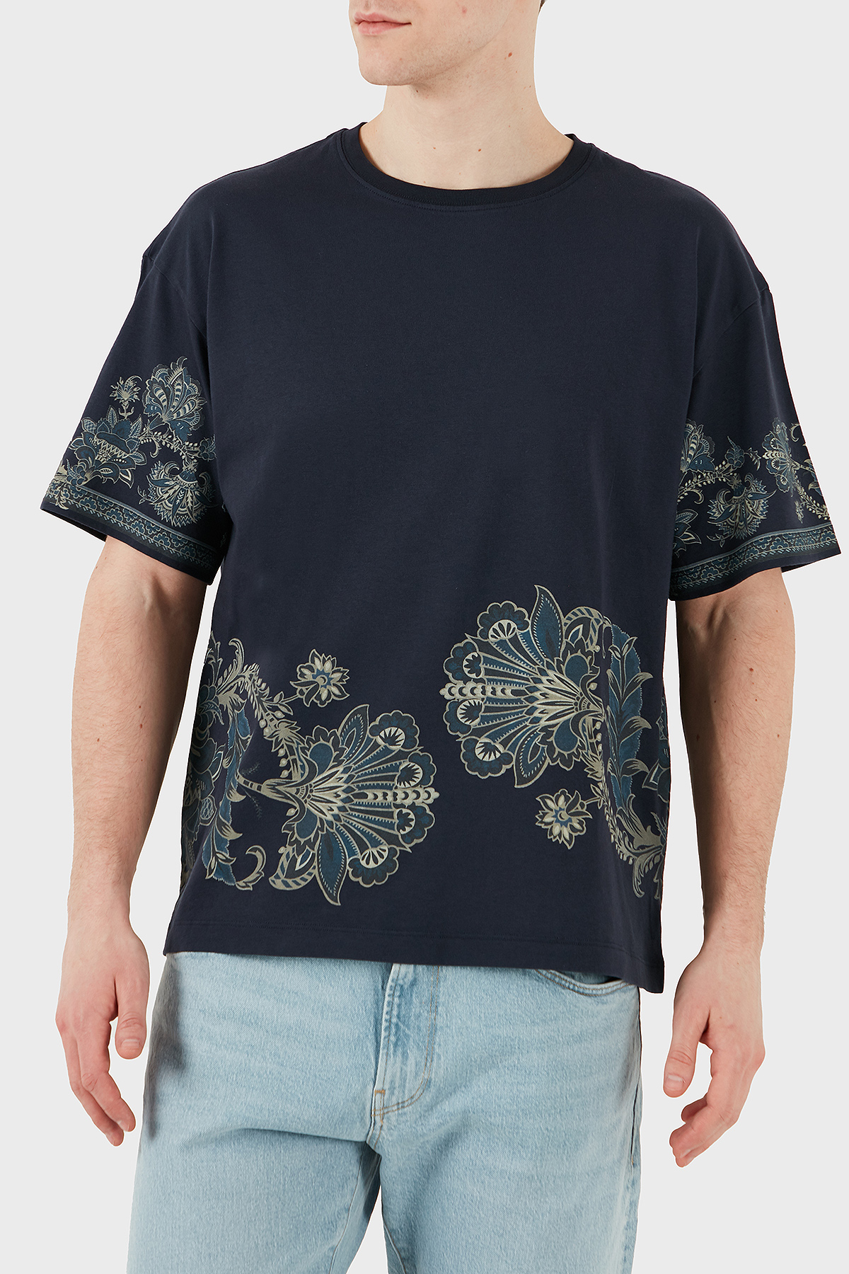 Etro Desenli % 100 Pamuk Regular Fit Bisiklet Yaka Erkek T Shirt MRMA0004 AK598 X0883 LACİVERT