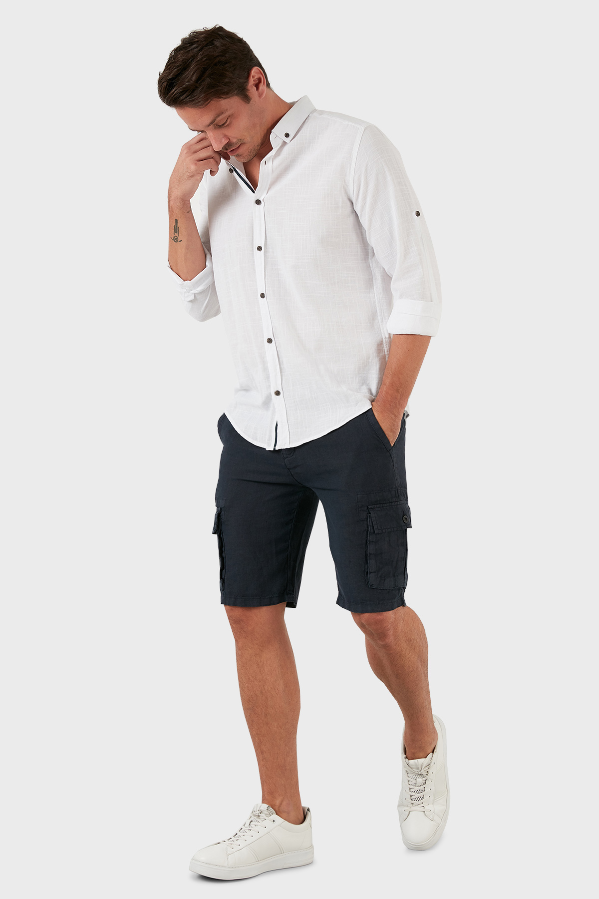 Exxe Belden Bağlamalı Cepli Regular Fit % 100 Keten Erkek Short 630JURIŞORT LACİVERT