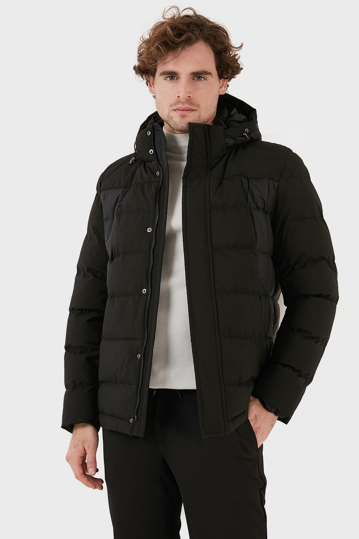 Exxe Suya Dayanıklı Kapüşonlu Regular Fit Erkek Mont EXK225313 SİYAH