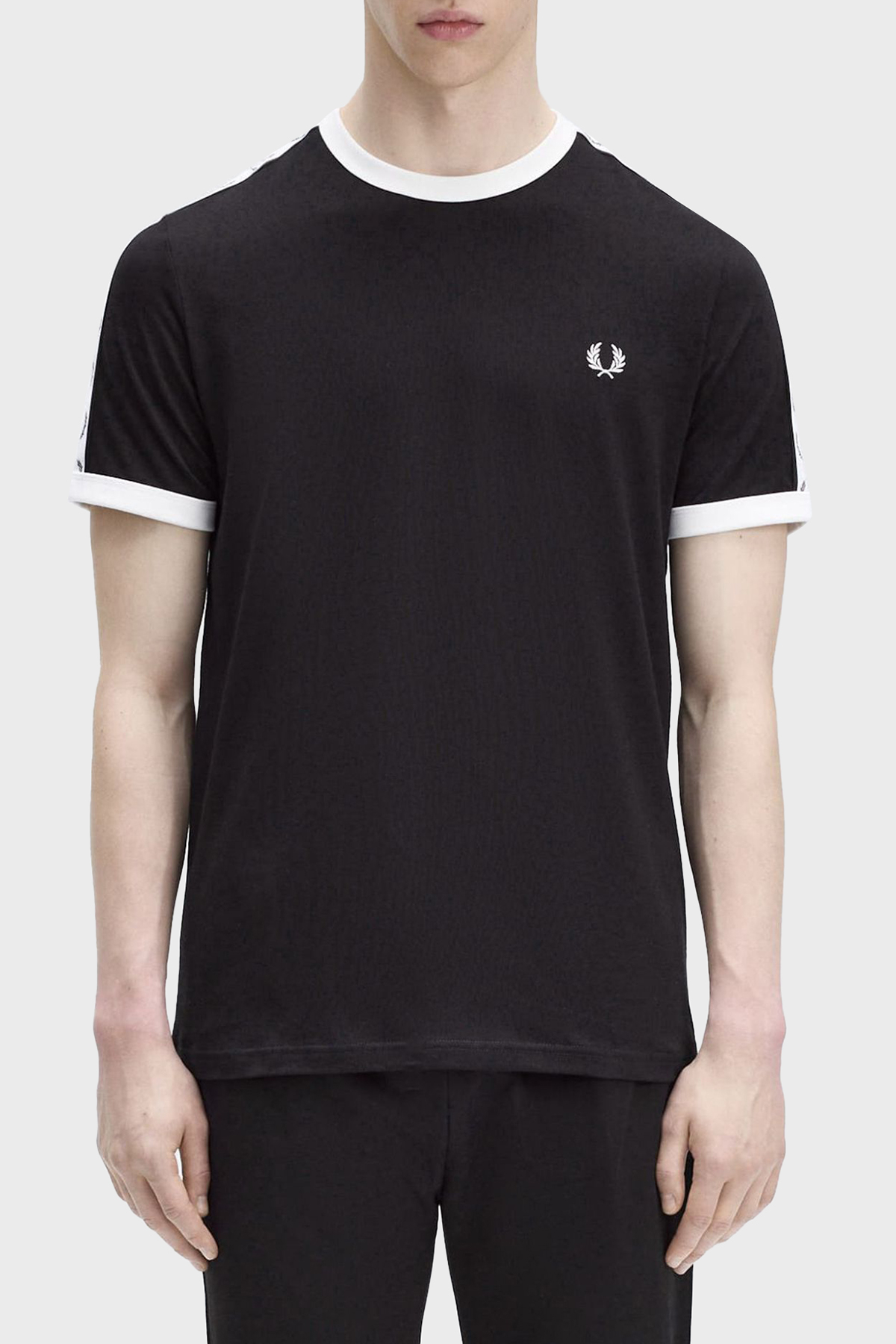 Fred Perry % 100 Pamuk Logo Baskılı Regular Fit Bisiklet Yaka Erkek T Shirt M4620 102 SİYAH