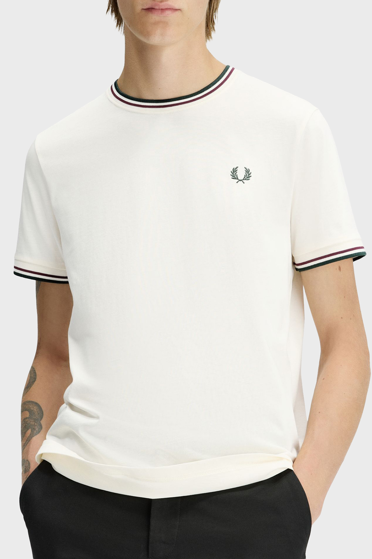 Fred Perry Pamuklu Regular Fit Logolu Bisiklet Yaka Erkek T Shirt M1588V 84A BEJ