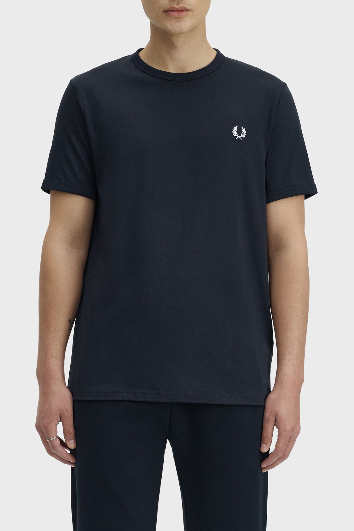 Fred Perry Pamuklu Regular Fit Logolu Bisiklet Yaka Erkek T Shirt M3519 608 LACİVERT