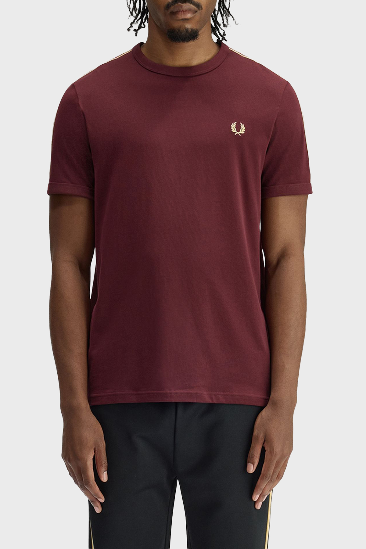 Fred Perry Pamuklu Regular Fit Logolu Bisiklet Yaka Erkek T Shirt M4613 69A BORDO