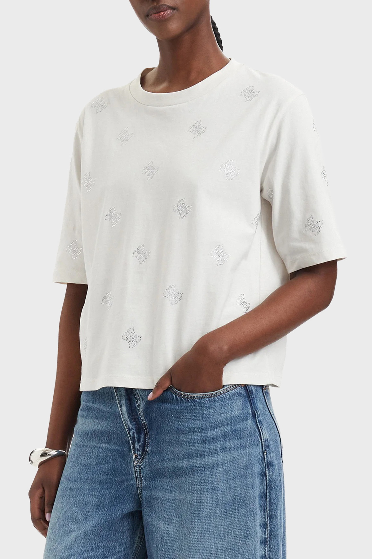 Guess % 100 Pamuk Taşlı Logo Detaylı Bisiklet Yaka  V6GI18K2985 Kadın T Shirt V6GI18 K2985 G056 EKRU
