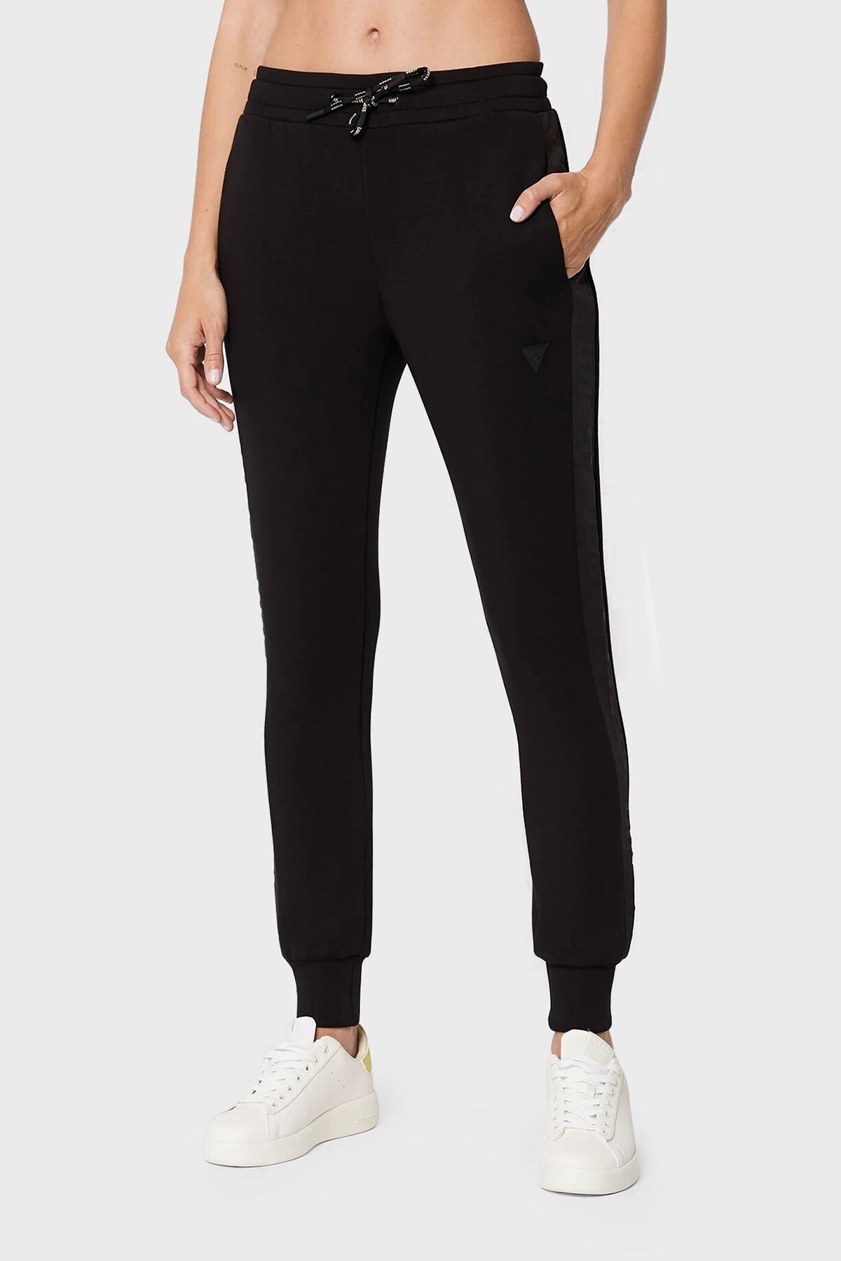 Guess Allie Jogger Spor  V2YB18K7UW2 Kadın Pantolon V2YB18K7UW2 JBLK SİYAH