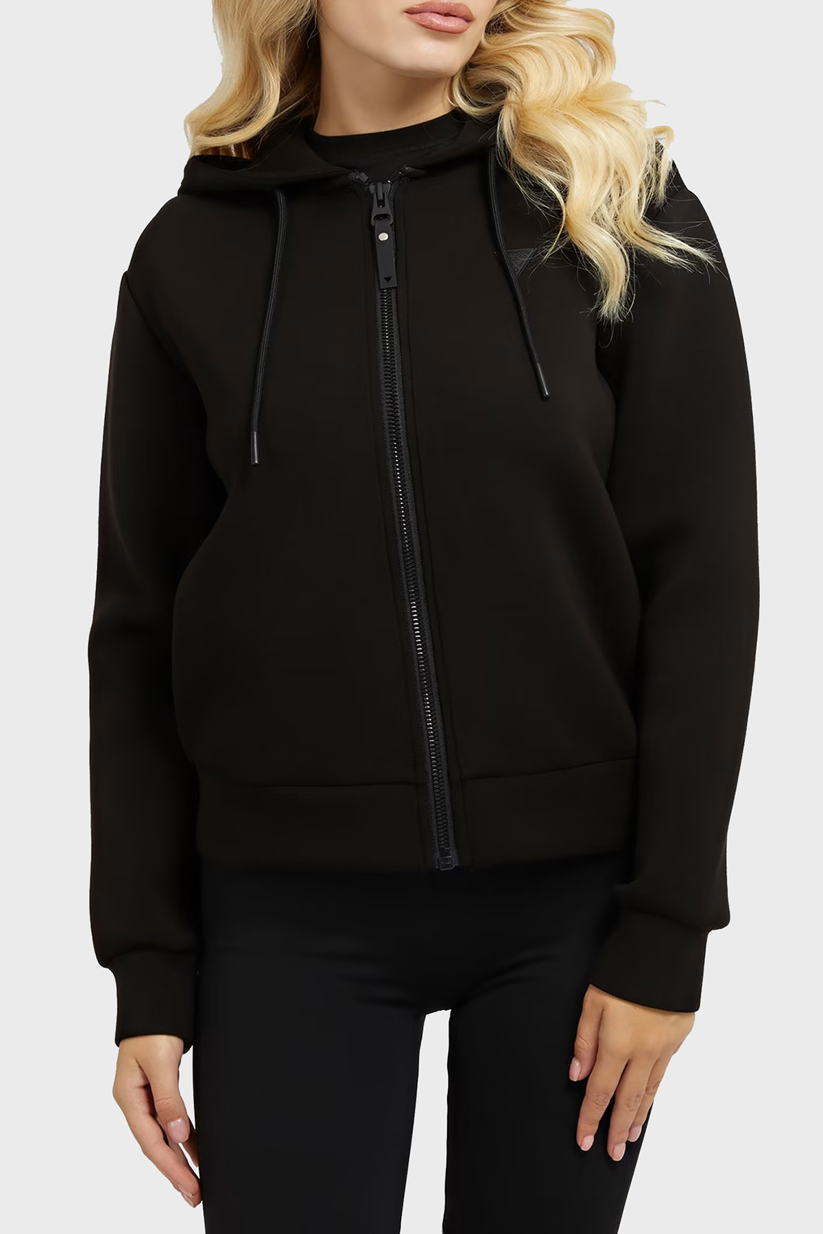 Guess Allie Regular Fit Kapüşonlu Uzun Kollu Spor  V3RQ11K7UW2 Kadın Sweat V3RQ11K7UW2 JBLK SİYAH