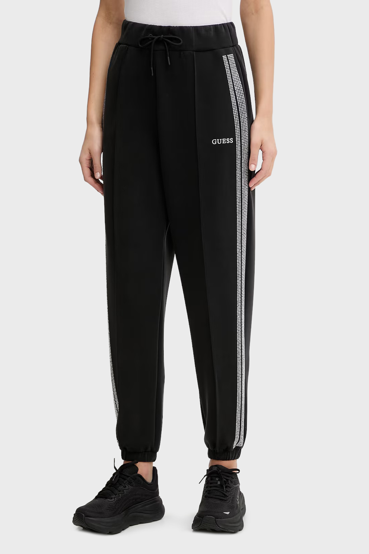 Guess Berthe Modal Karışımlı Regular Fit Lastikli Paça Jogger  V6RB01KCAY2 Kadın Pantolon V6RB01 KCAY2 JBLK SİYAH