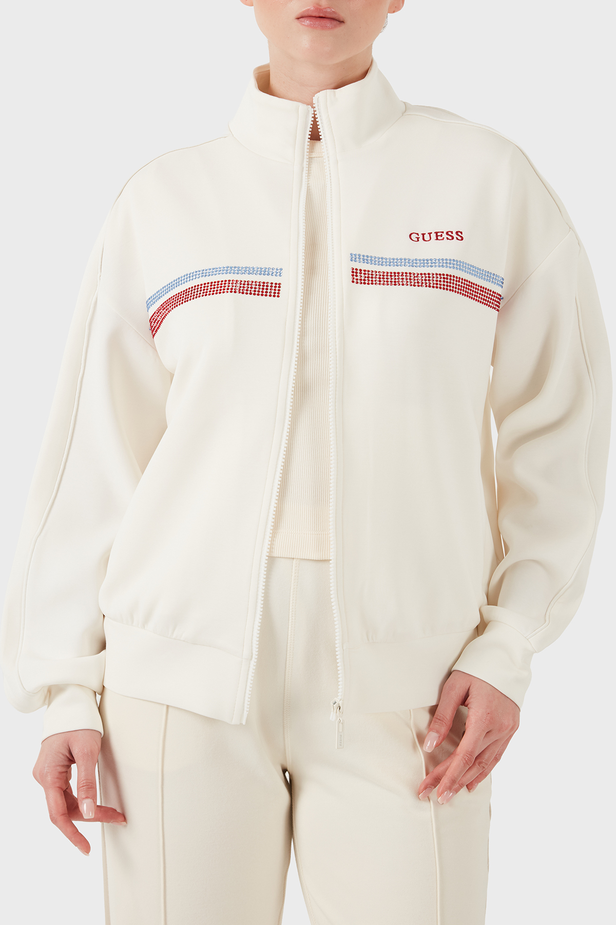 Guess Berthe Taş Detaylı Modal Karışımlı Regular Fit Fermuarlı  V6RQ01KCAY2 Kadın Sweat V6RQ01 KCAY2 G018 BEYAZ