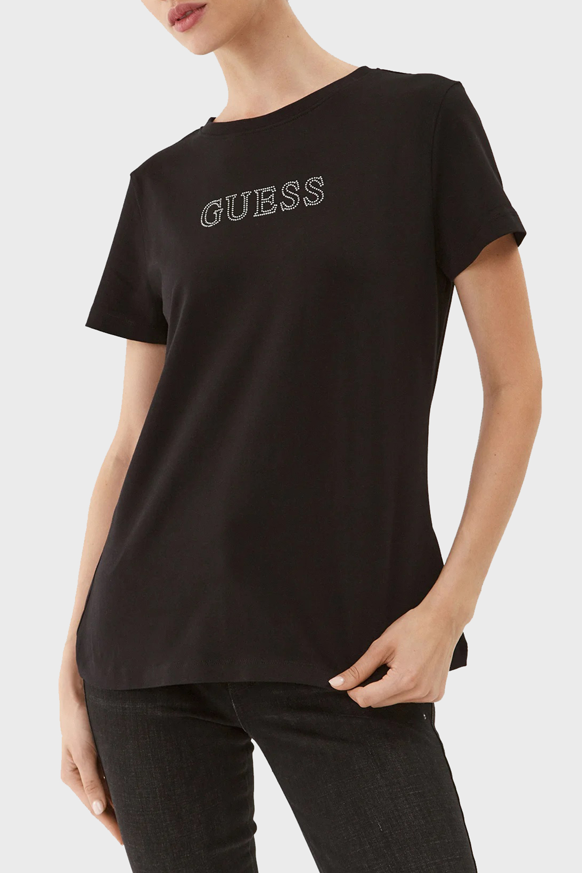 Guess Briana Pamuklu Regular Fit  V3BI11J1314 Kadın T Shirt V3BI11 J1314 JBLK SİYAH