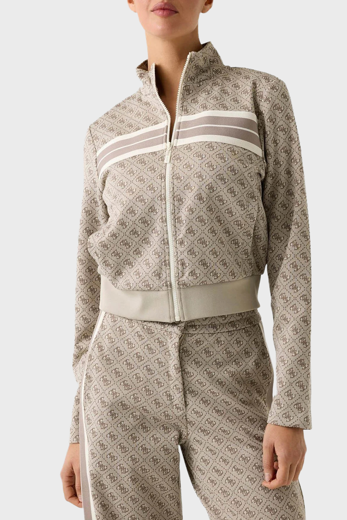 Guess Jacquard Pamuk Karışımlı Regular Fit 4G Logolu Dik Yaka  V6GQ06K2957 Kadın Sweat V6GQ06 K2957 FMC4 SÜTLÜ KAHVE