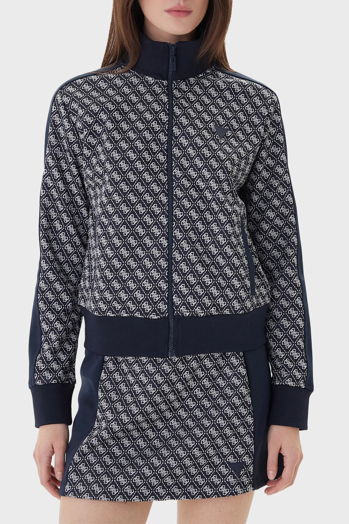 Guess Jakarlı Logolu Regular Fit Dik Yaka Fermuarlı  V6RQ08K2042 Kadın Sweat V6RQ08 K2042 FJBB LACİVERT