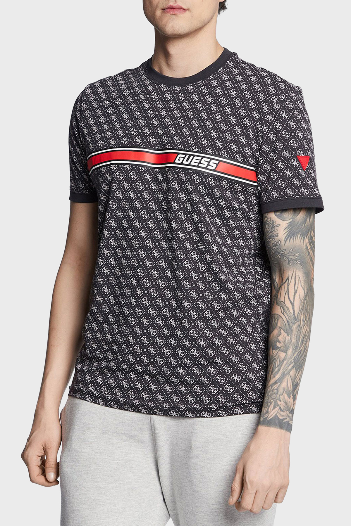 Guess Jamey Tamamı Logolu Pamuklu Regular Fit  Z2BI09J1314 Erkek T Shirt Z2BI09 J1314 P9QC SİYAH