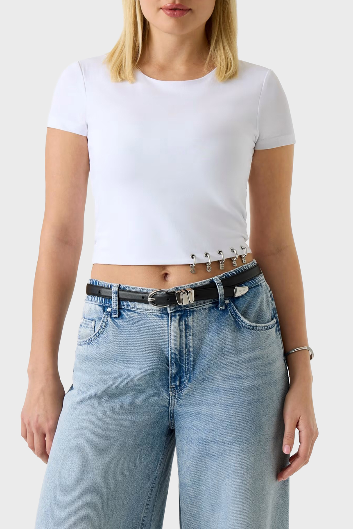 Guess Jersey Logo Detaylı Pamuklu Bisiklet Yaka Crop  W6GP11K2933 Kadın Top W6GP11 K2933 G011 BEYAZ