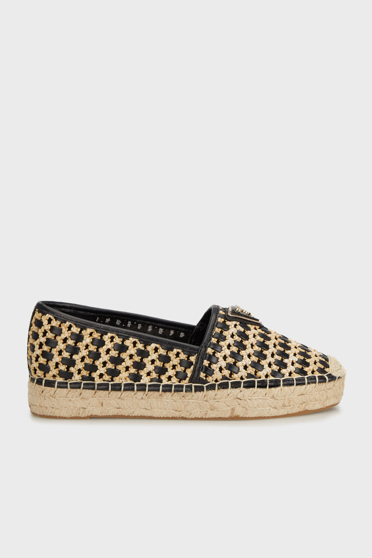 Guess Jolandon Logolu Hasır  FLJDNNFAB14 Kadın Espadril FLJDNN FAB14 BLACK SİYAH