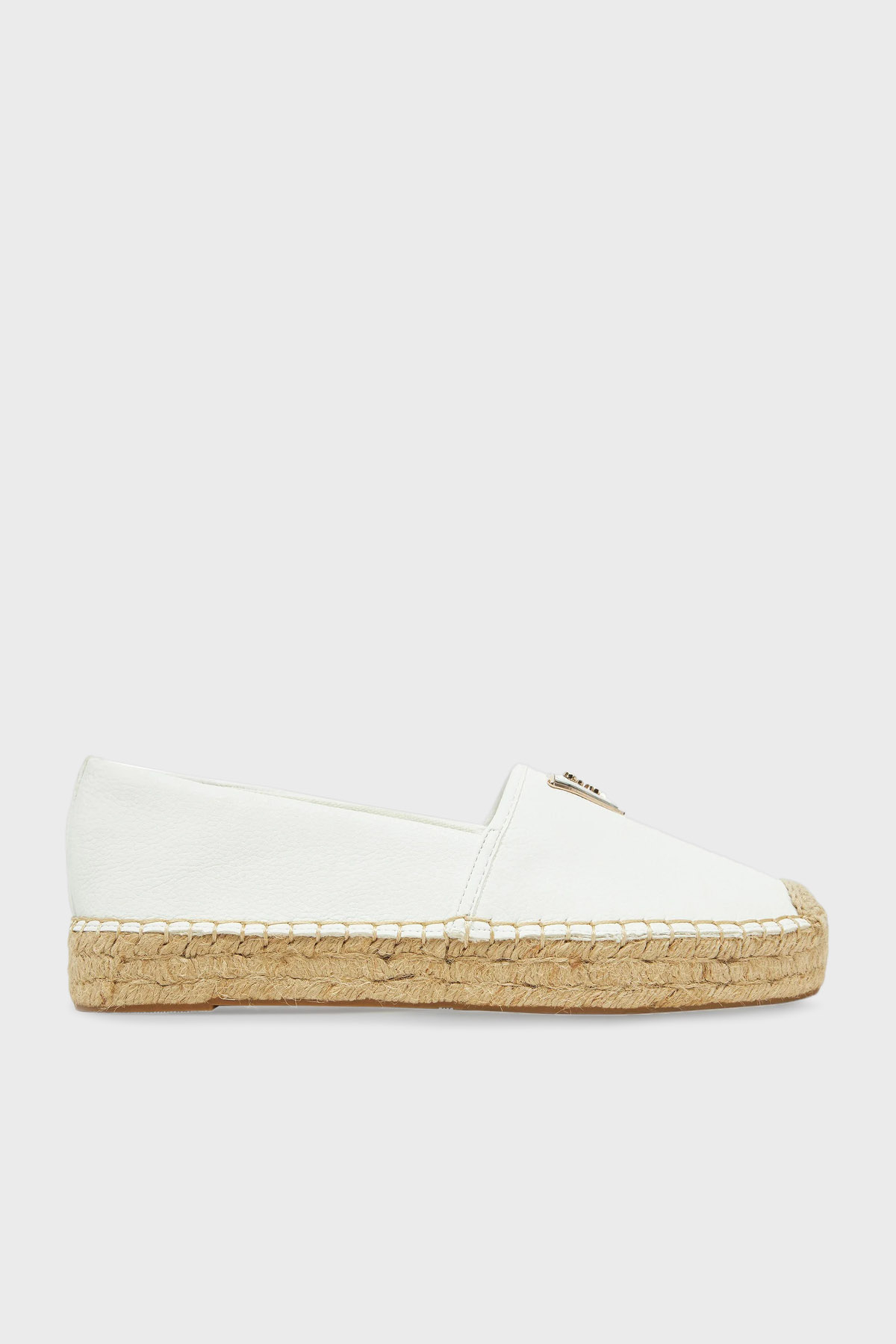 Guess Jolandy Logolu Hasır Tabanlı  FLJLNDLEA14 Kadın Espadril FLJLND LEA14 WHITE BEYAZ