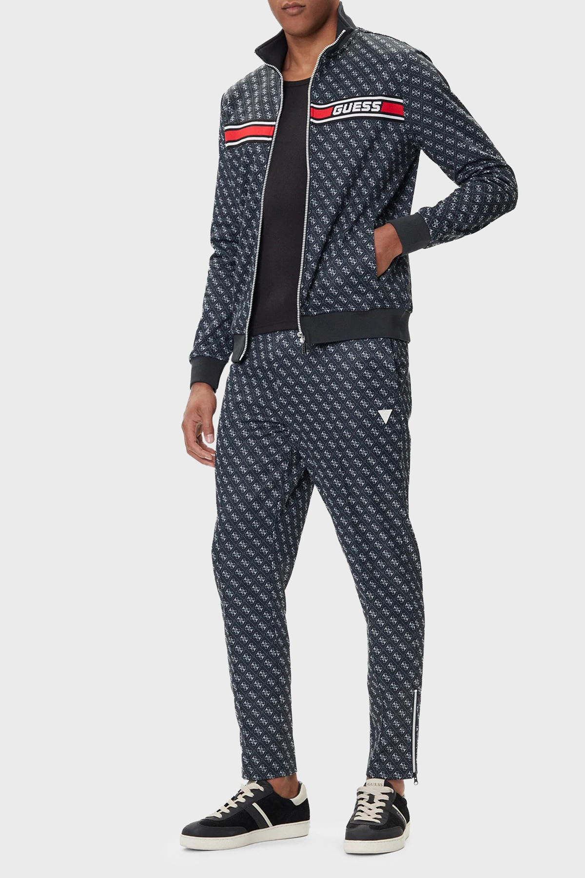 Guess Korbin Jakarlı Logo Baskılı Pamuklu Regular Fit Jogger  Z2BB05K7122 Erkek Pantolon Z2BB05 K7122 P9QC SİYAH