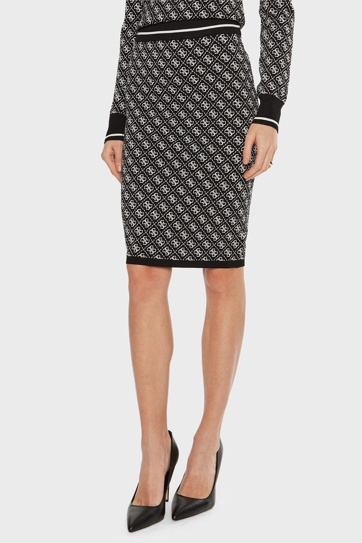 Guess Lise Tamamı Logolu Slim Fit Normal Bel Triko Mini  W4BD53Z37K0 Kadın Etek W4BD53 Z37K0 FBCF SİYAH