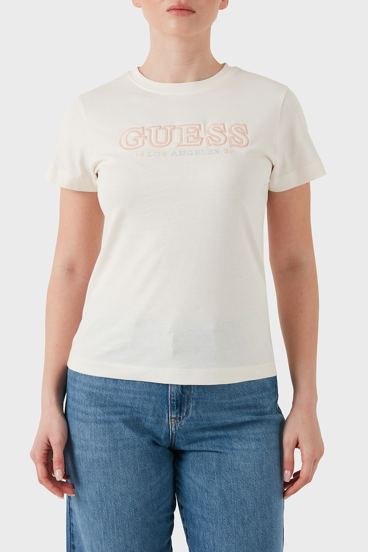 Guess Logolu Pamuklu Regular Fit Bisiklet Yaka  V6RI10I3Z14 Kadın T Shirt V6RI10 I3Z14 G012 BEYAZ