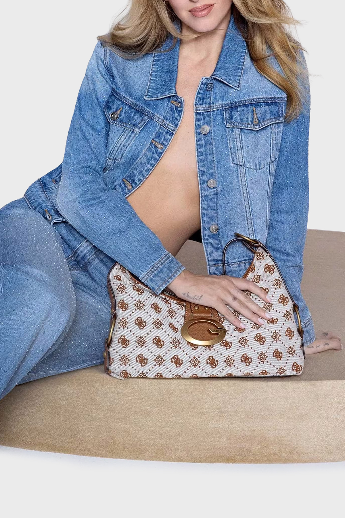 Guess Lola % 100 Pamuk Regular Fit Taş Detaylı Denim  W6GN14D0971 Kadın Ceket W6GN1 4D0971 KEPR MAVİ