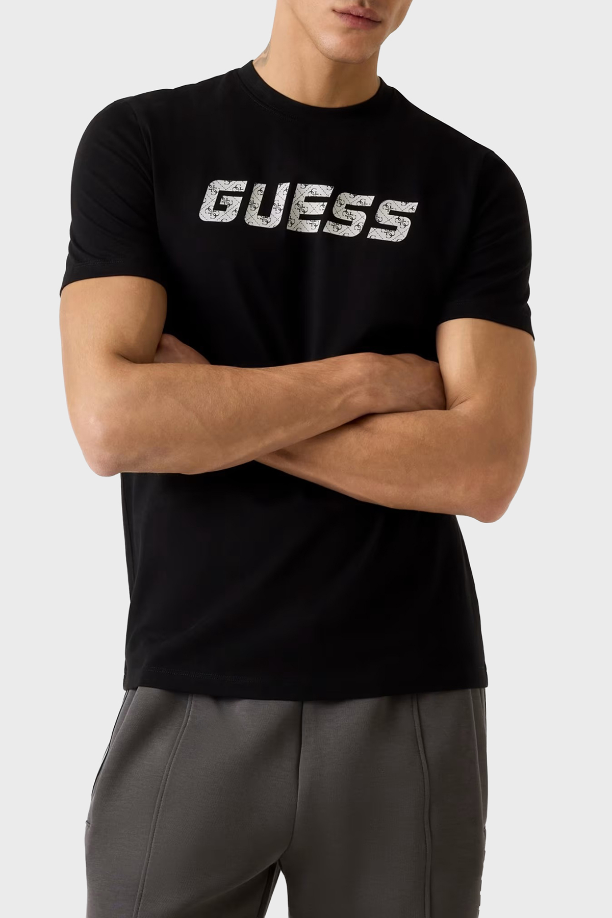 Guess Maska Pamuklu Regular Fit Bisiklet Yaka  Z6RI15I3Z14 Erkek T Shirt Z6RI15 I3Z14 JBLK SİYAH