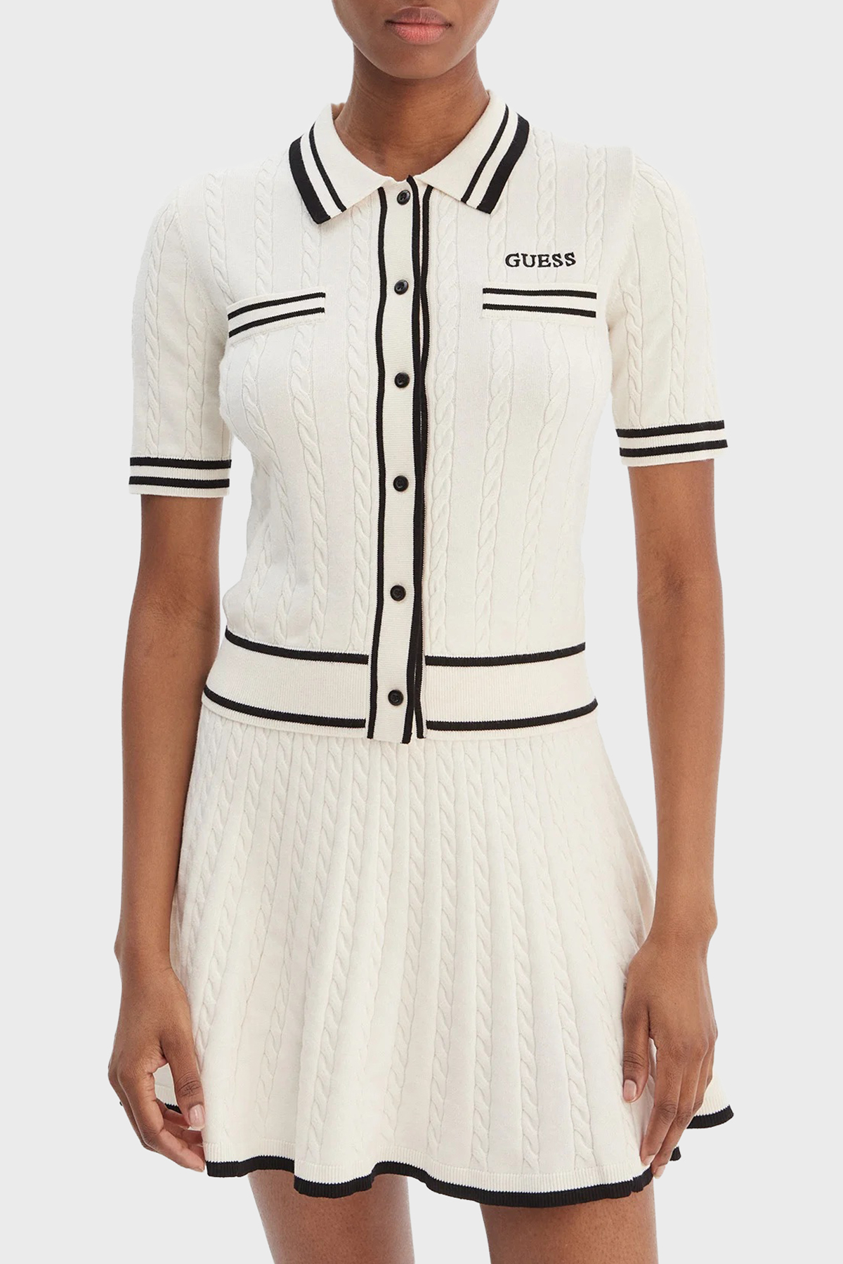 Guess Shari Logolu Slim Fit Örgü Detaylı Kısa Kollu Triko  V6RR02Z4652 Kadın Hırka V6RR02 Z4652 G1O6 BEYAZ