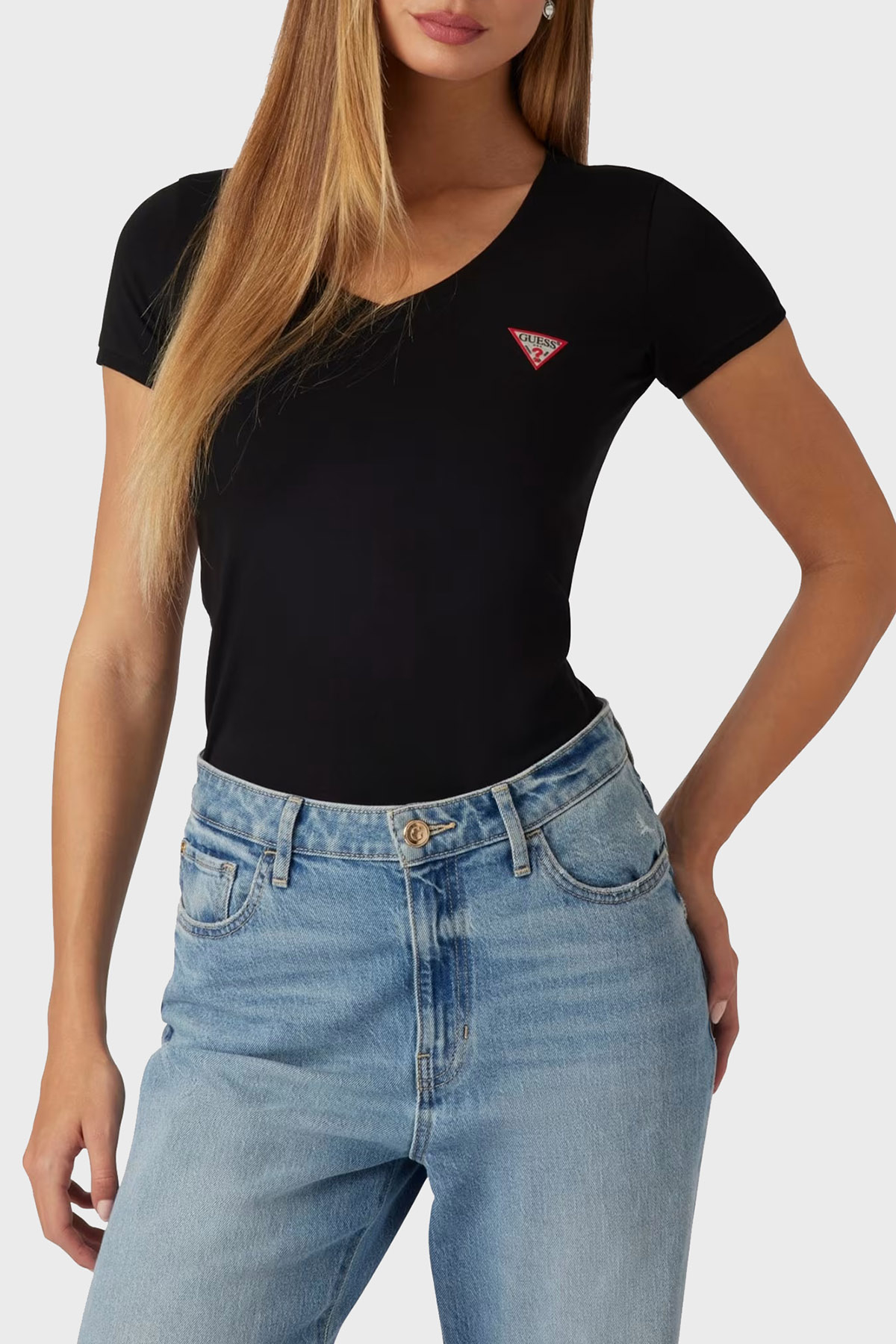 Guess Ss Vn Streç Pamuklu Slim Fit V Yaka Logolu  W2YI45J1314 Kadın T Shirt W2YI45 J1314 JBLK SİYAH