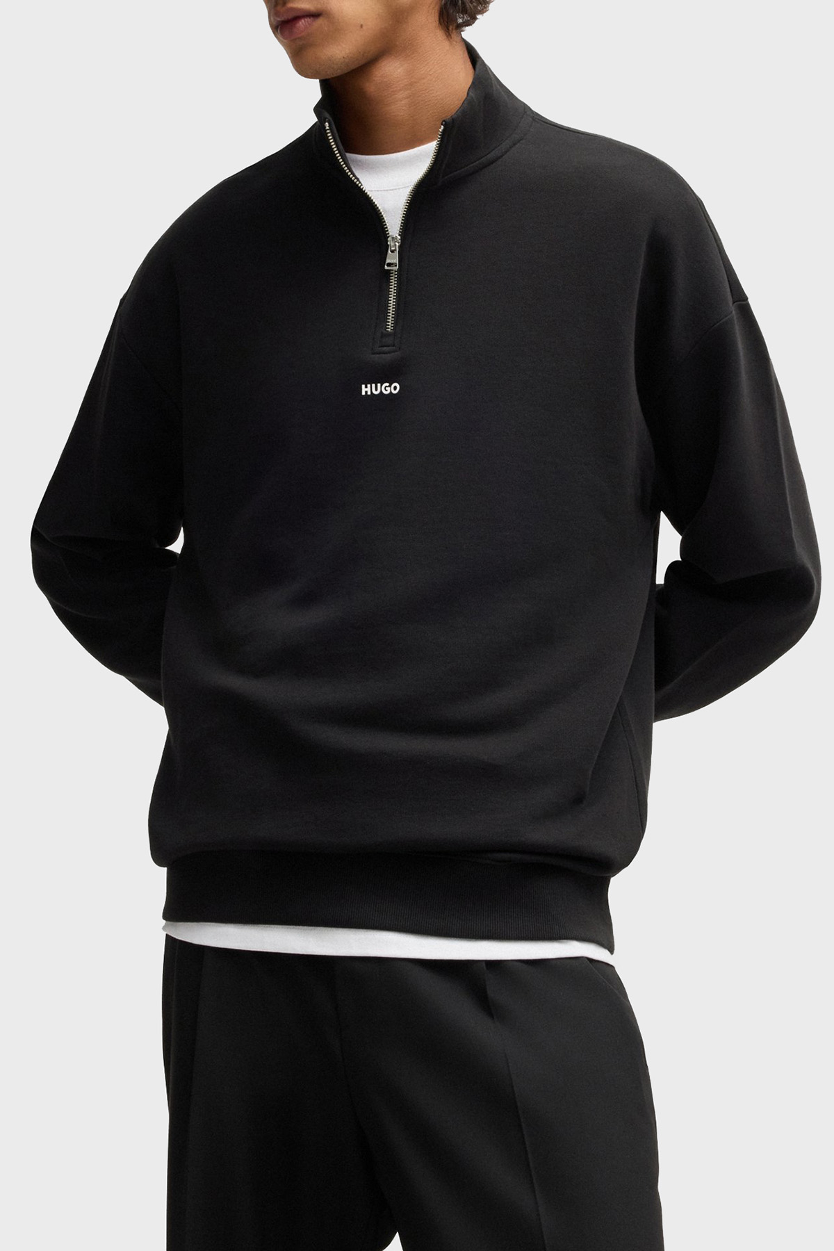 Hugo % 100 Pamuk Relaxed Fit Dik Yaka Logolu Erkek Sweat 50525881 001 SİYAH