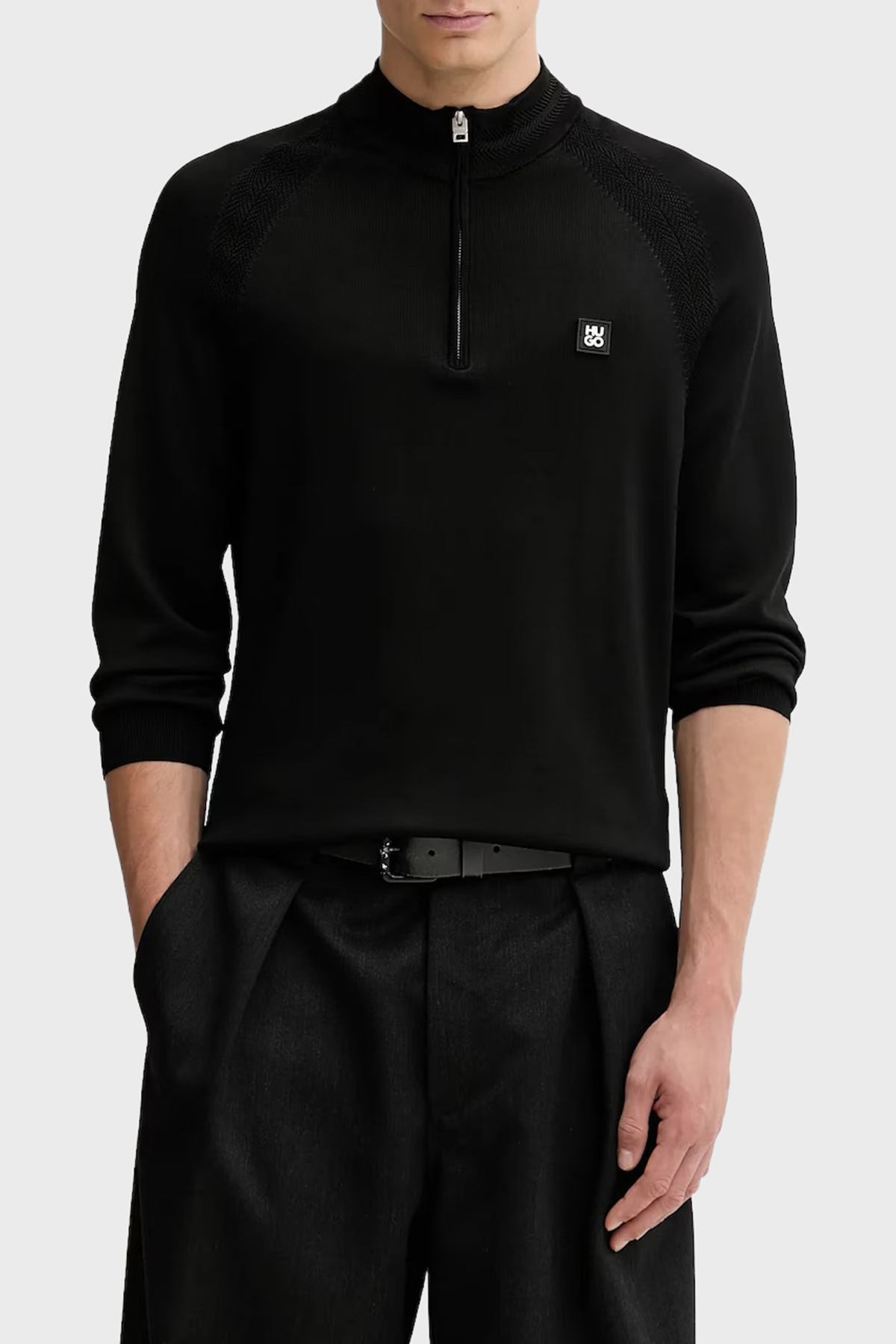 Hugo Logolu Regular Fit Yarım Fermuarlı Dik Yaka Erkek Kazak 50543786 001 SİYAH