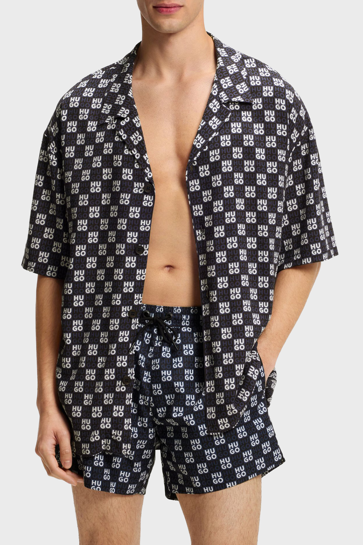 Hugo Logolu Relaxed Fit Klasik Yaka Kısa Kollu Erkek Gömlek 50540065 411 LACİVERT