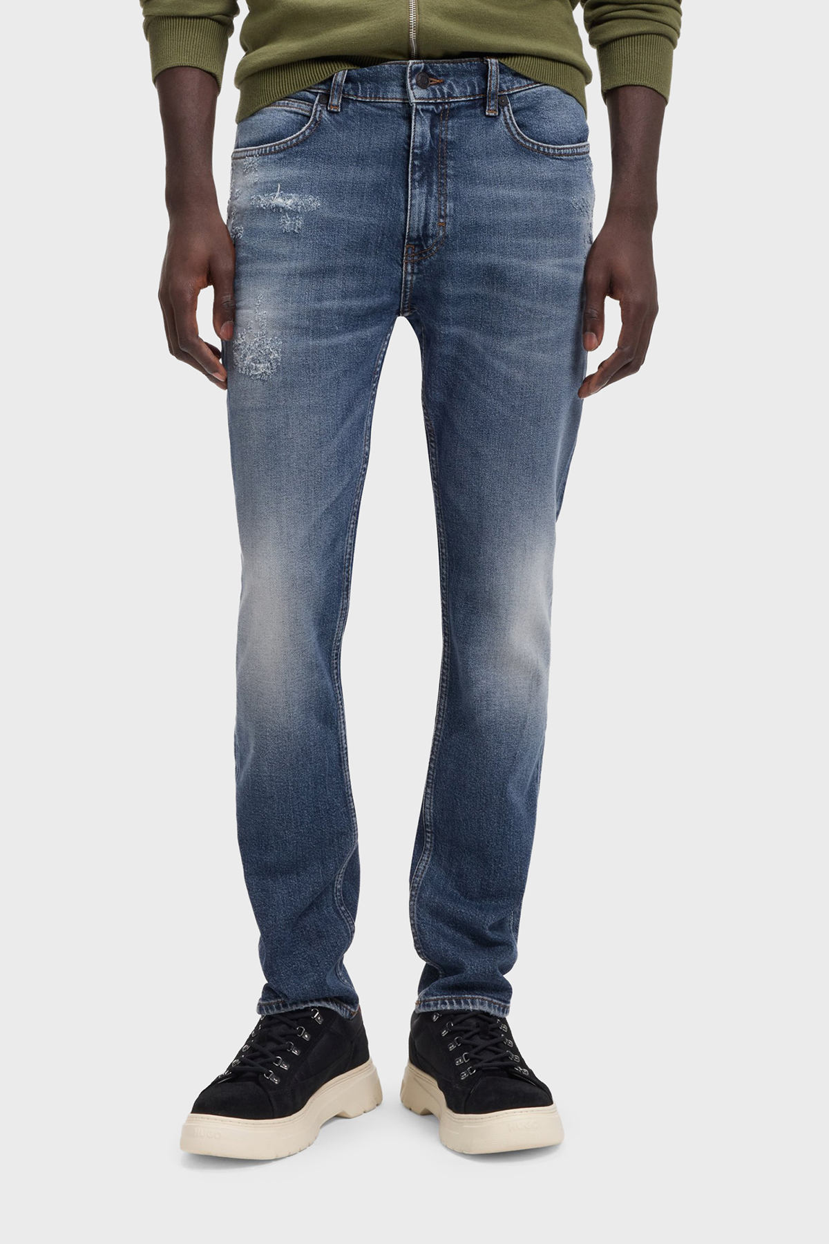 Hugo Pamuklu Esnek Kumaştan Slim Fit Dar Paça Jeans Erkek Kot Pantolon 50555182 413 LACİVERT