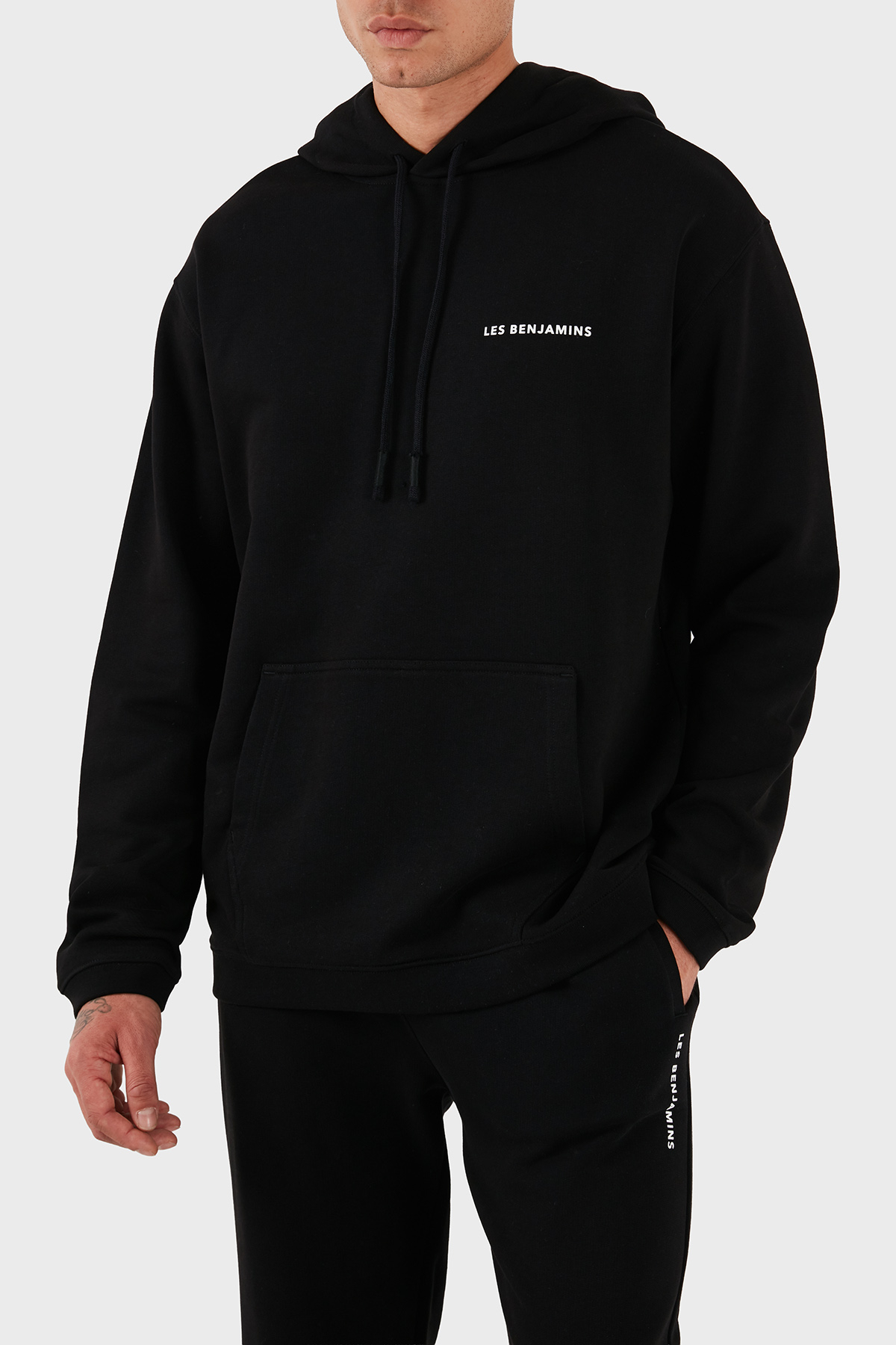 Les Benjamins Pamuklu Logolu Regular Fit Kapüşonlu Erkek Sweat LBNOOSCORMUHD-307 SİYAH